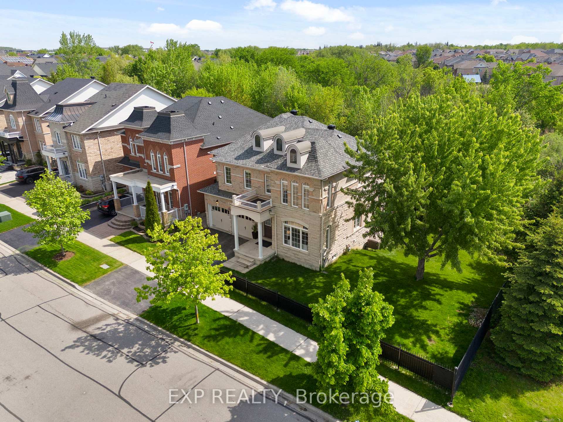 Photo 3 of 59 Smoothwater Terrace, Markham, Box Grove — HOMEH