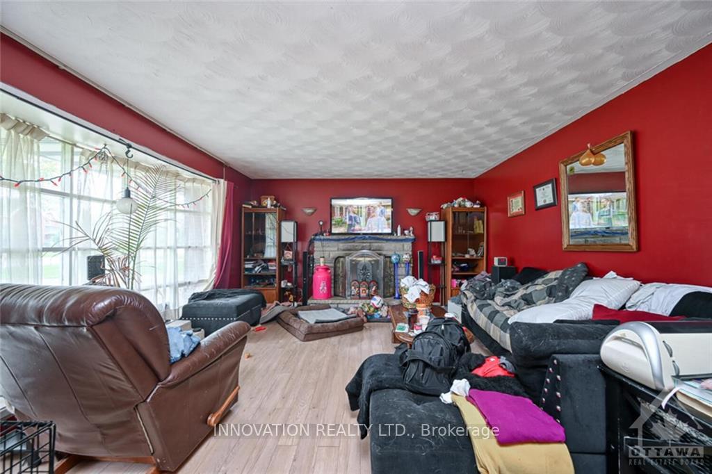 Photo 4 of 6458 Fourth Line Road, Ottawa, North Gower — HOMEH