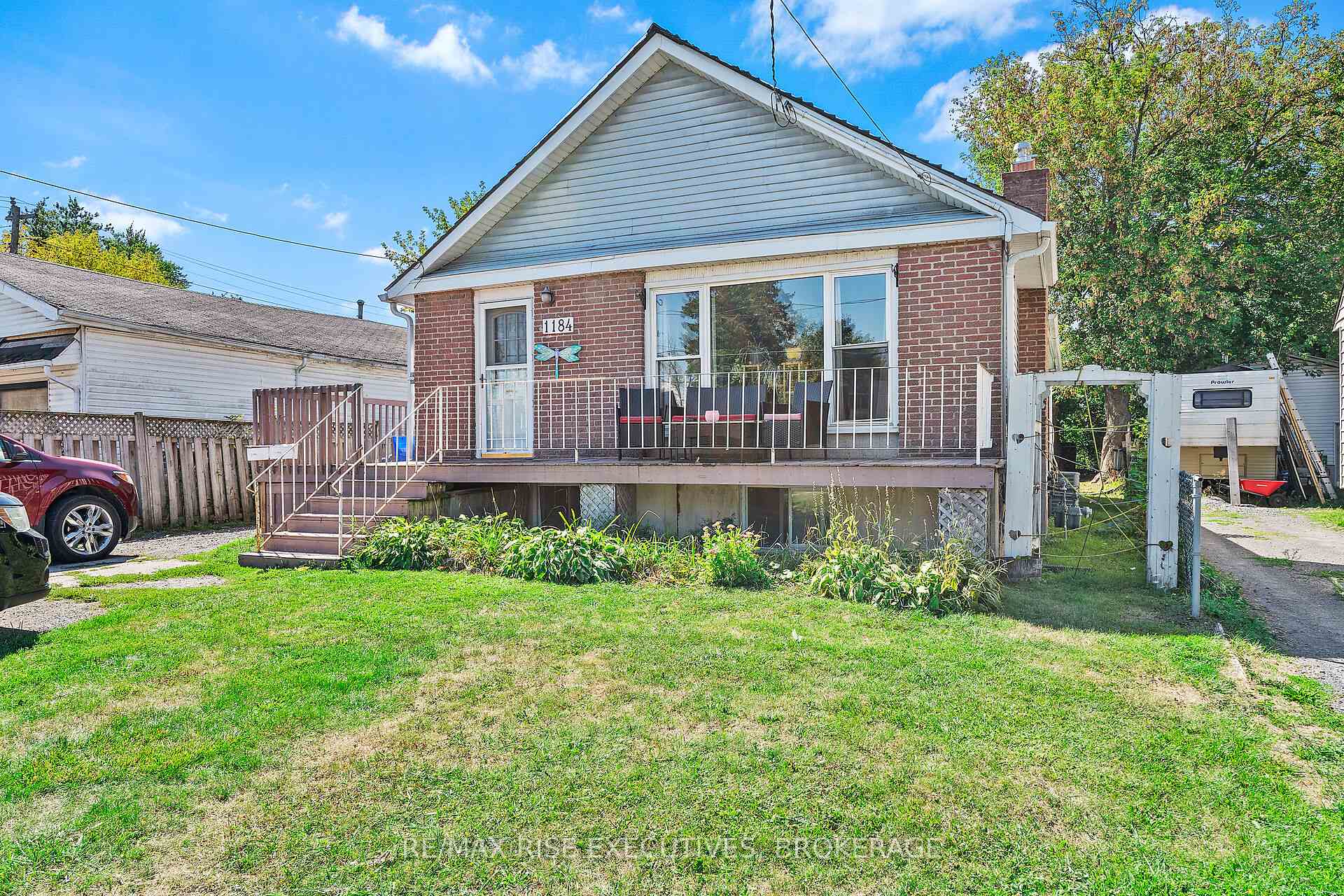 Photo 1 of 1184 Montreal Street, Kingston, Rideau — HOMEH