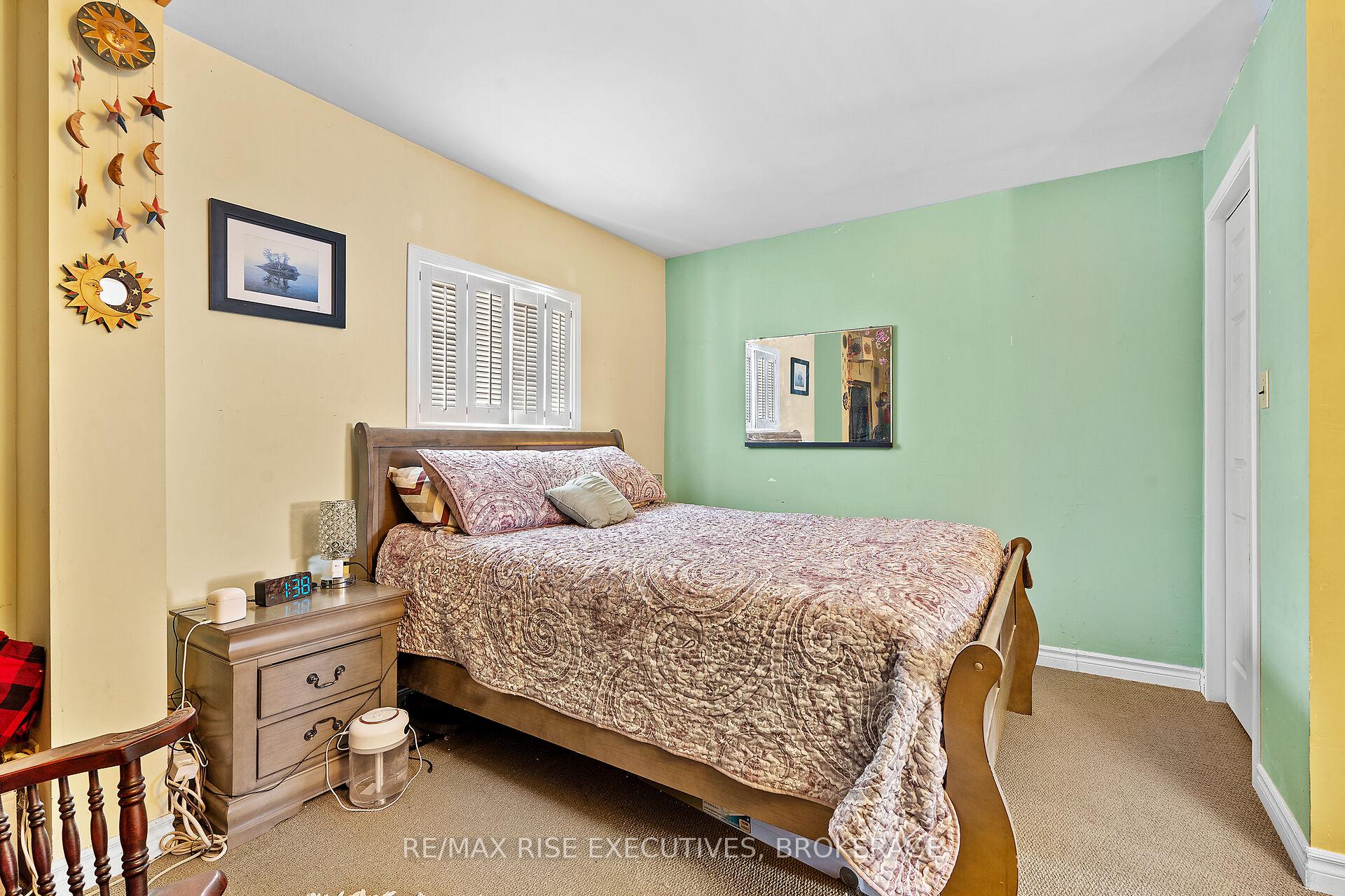 Photo 16 of 1184 Montreal Street, Kingston, Rideau — HOMEH