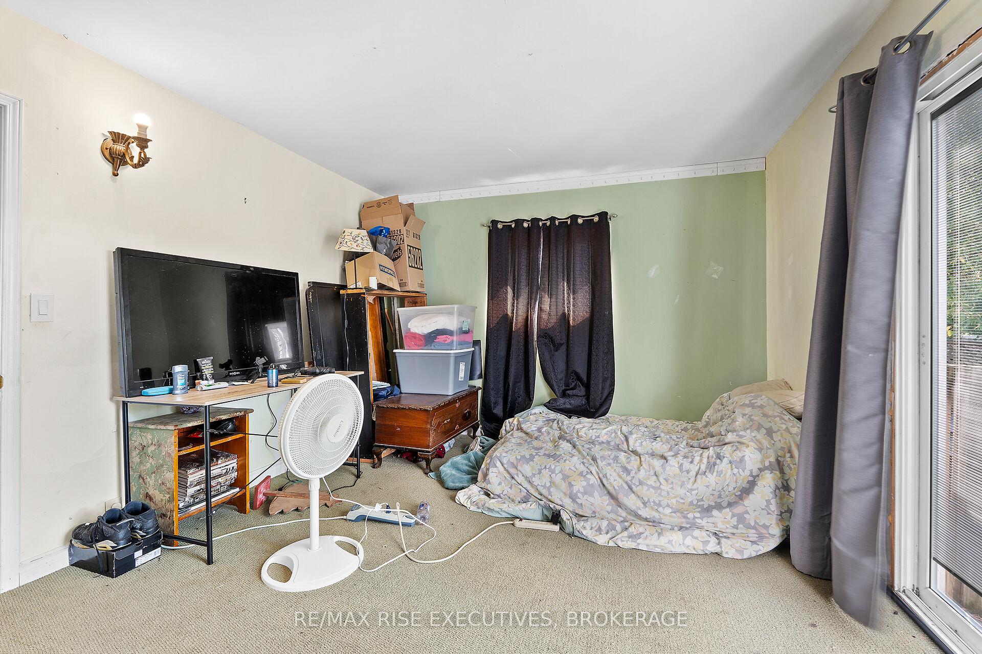 Photo 20 of 1184 Montreal Street, Kingston, Rideau — HOMEH