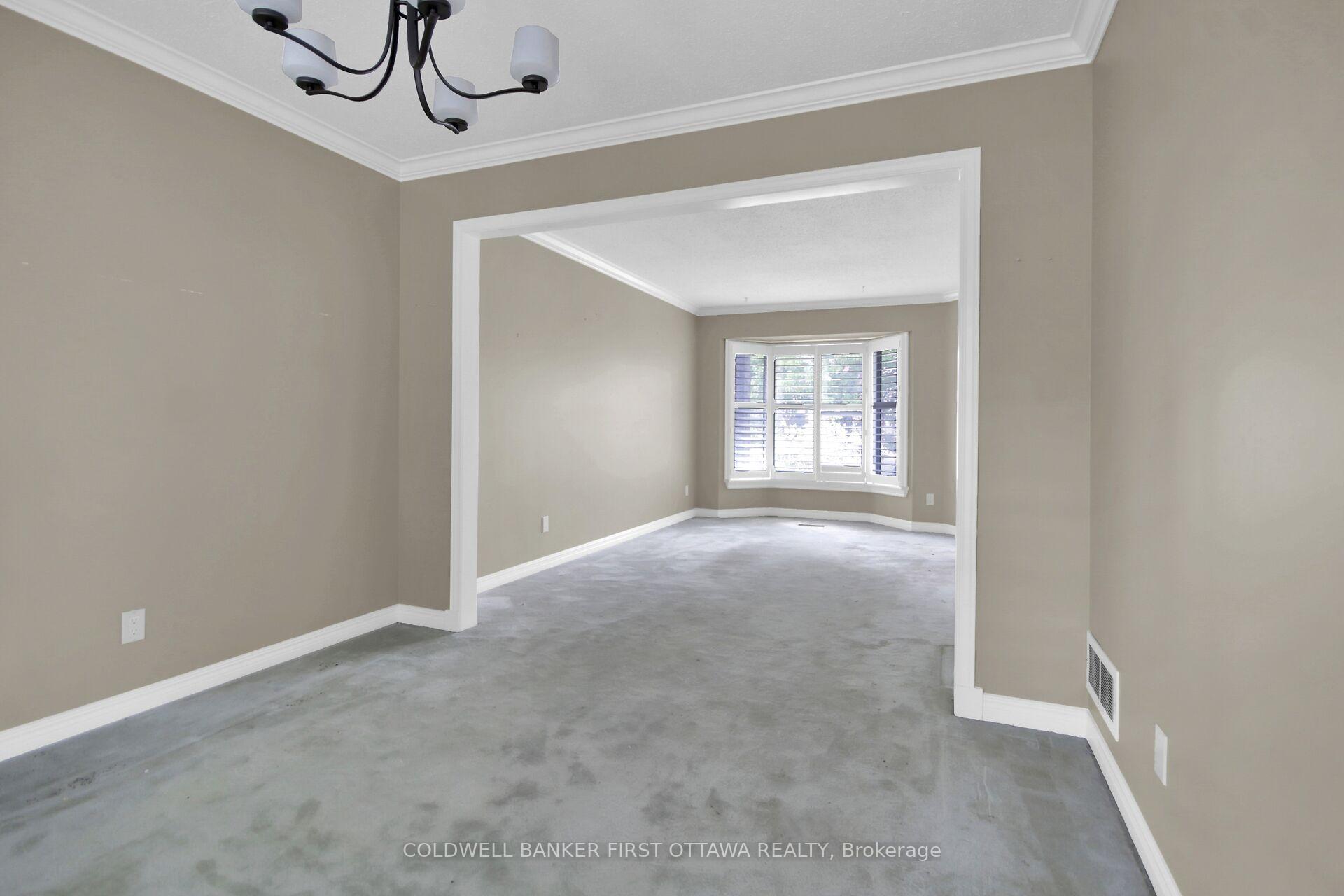 Photo 7 of 59 Rowe Drive, Ottawa, Kanata - Katimavik — HOMEH