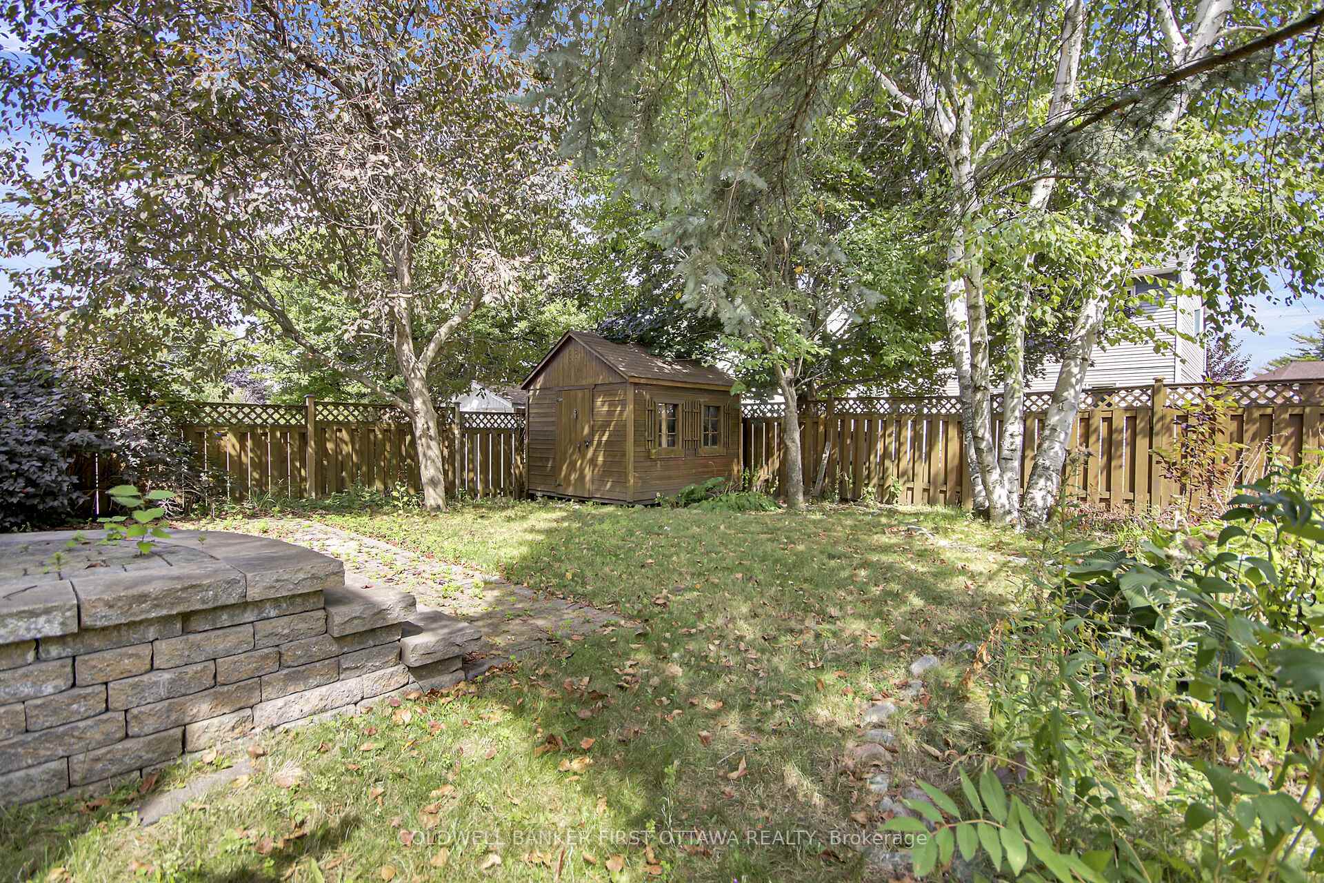 Photo 32 of 59 Rowe Drive, Ottawa, Kanata - Katimavik — HOMEH