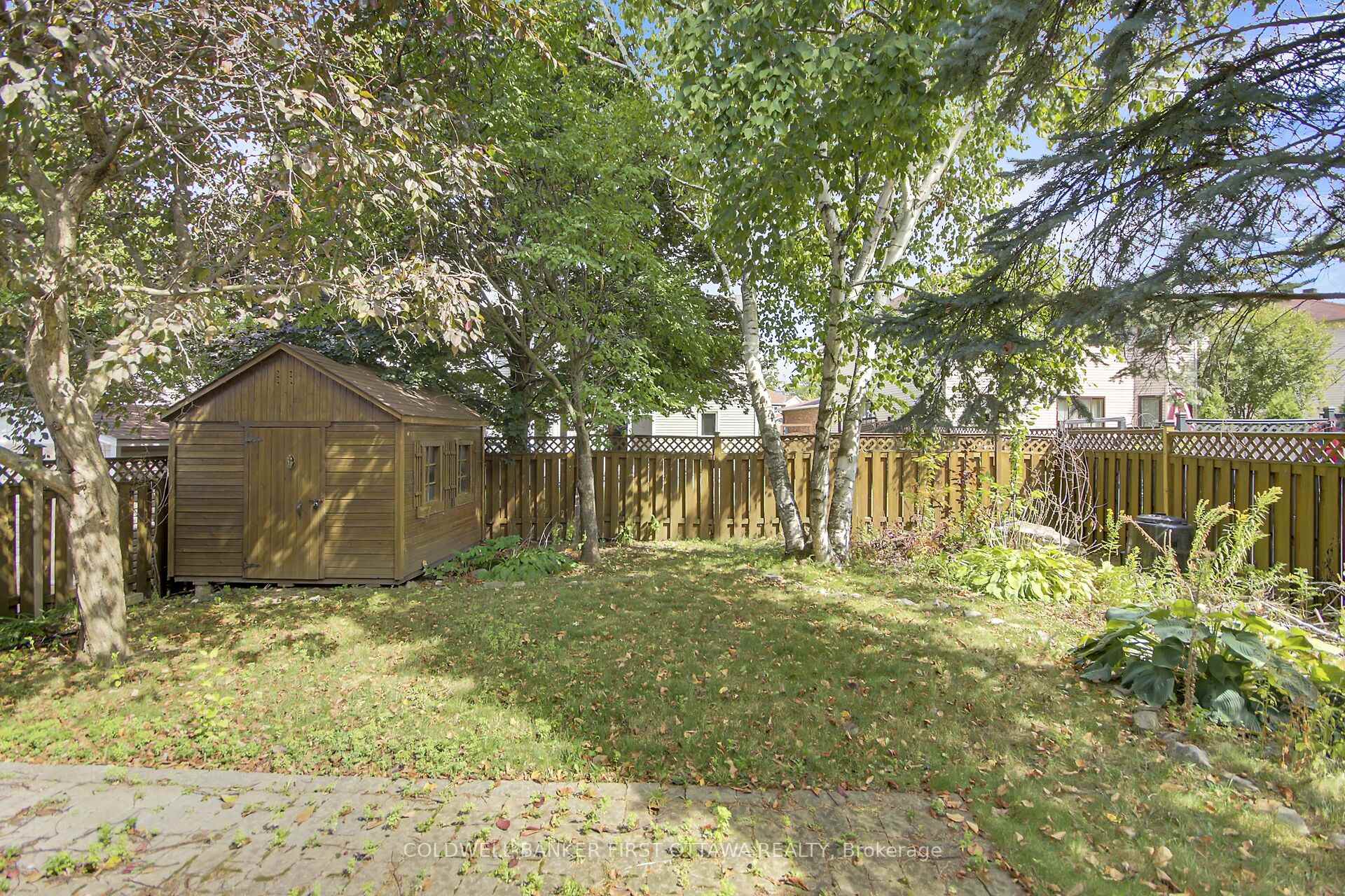 Photo 33 of 59 Rowe Drive, Ottawa, Kanata - Katimavik — HOMEH