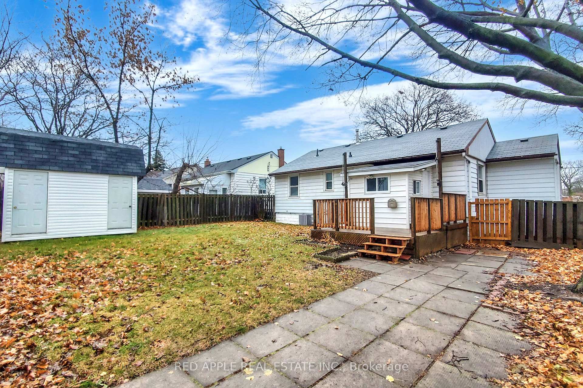 Photo 2 of Unit Lower Level, 76 West 1st Street, Hamilton, Bonnington — HOMEH