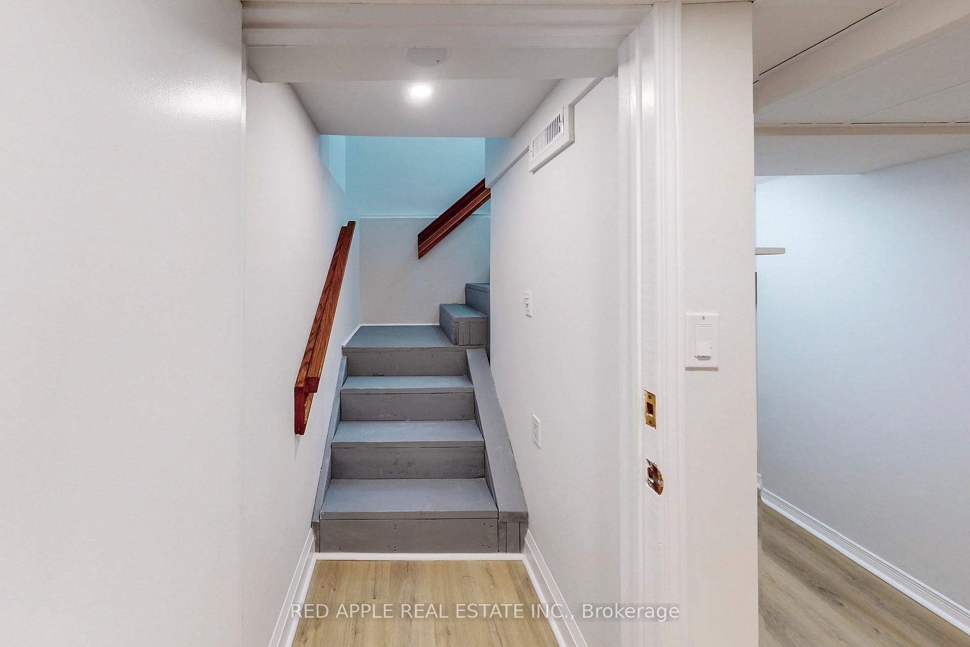 Photo 3 of Unit Lower Level, 76 West 1st Street, Hamilton, Bonnington — HOMEH