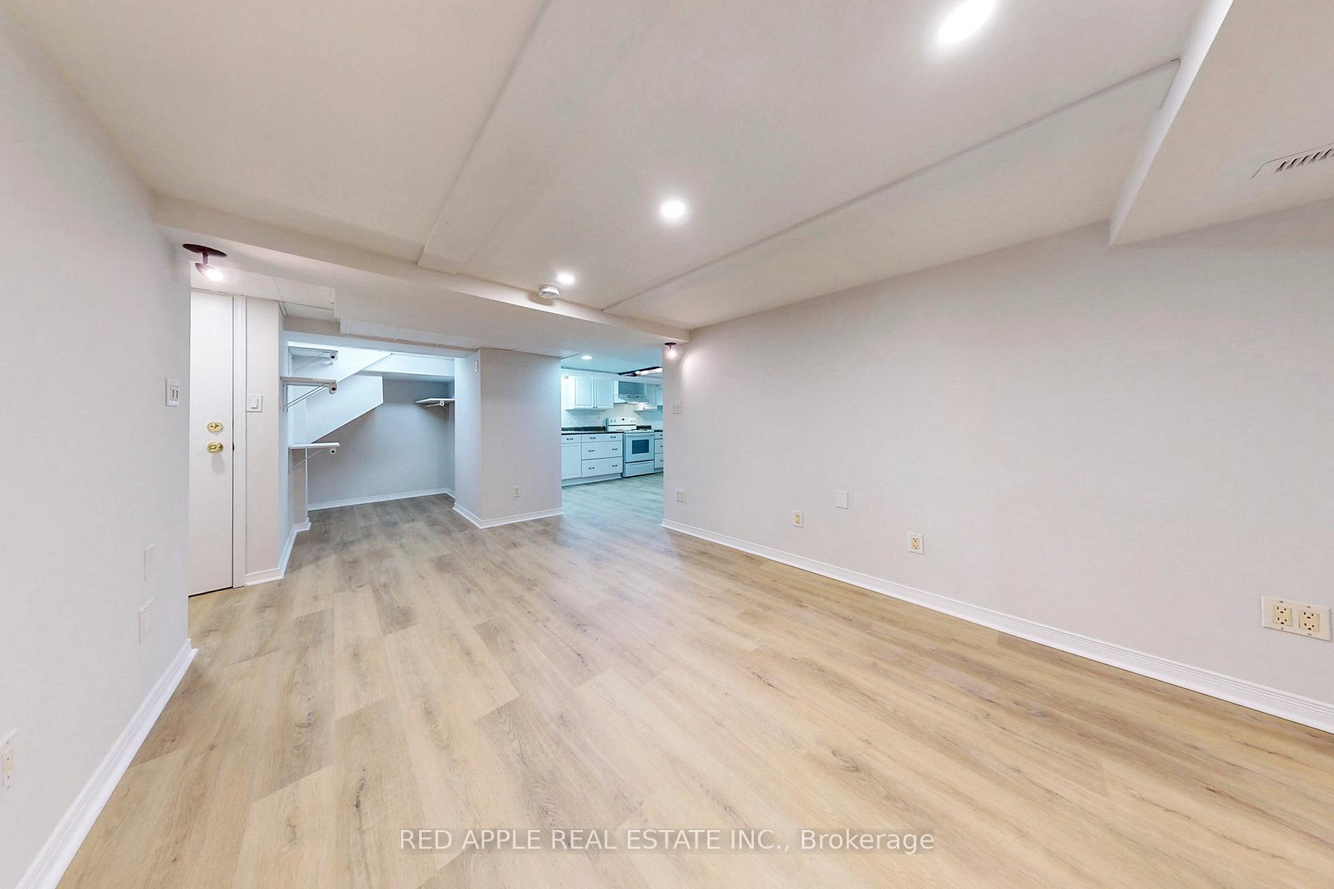 Photo 7 of Unit Lower Level, 76 West 1st Street, Hamilton, Bonnington — HOMEH