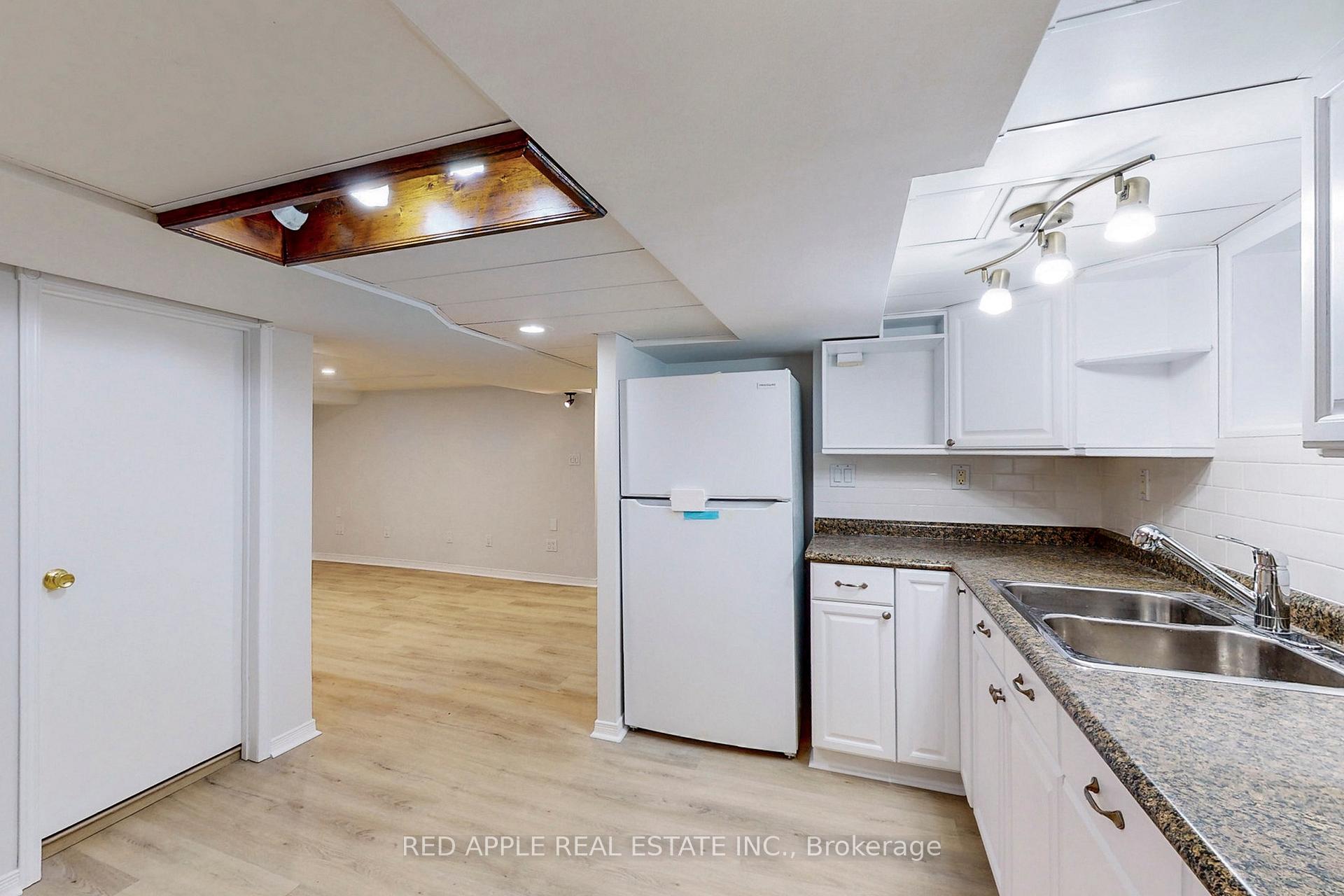 Photo 9 of Unit Lower Level, 76 West 1st Street, Hamilton, Bonnington — HOMEH