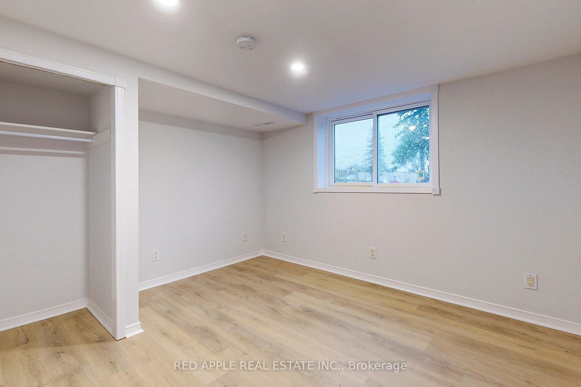 Photo 16 of Unit Lower Level, 76 West 1st Street, Hamilton, Bonnington — HOMEH