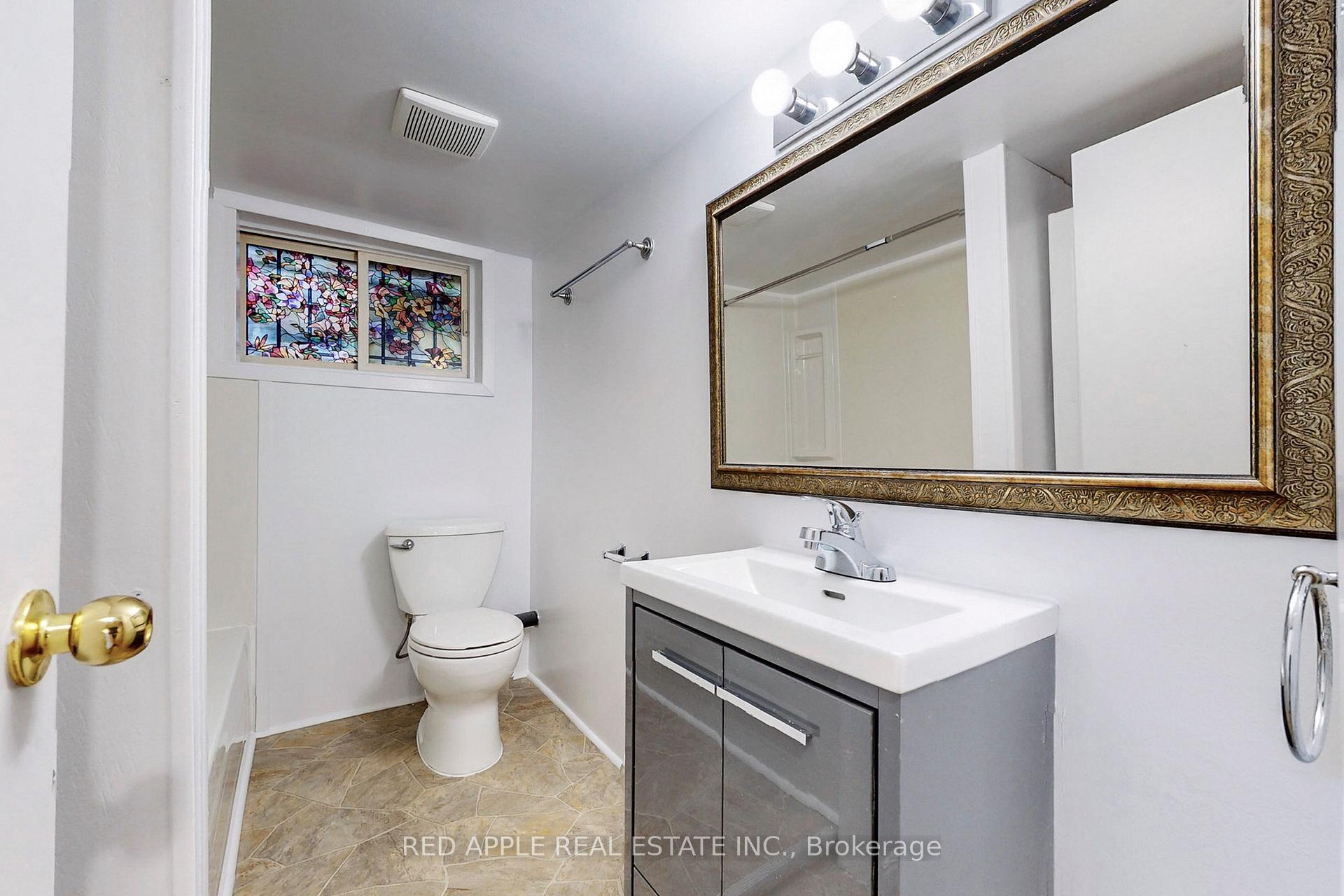Photo 21 of Unit Lower Level, 76 West 1st Street, Hamilton, Bonnington — HOMEH