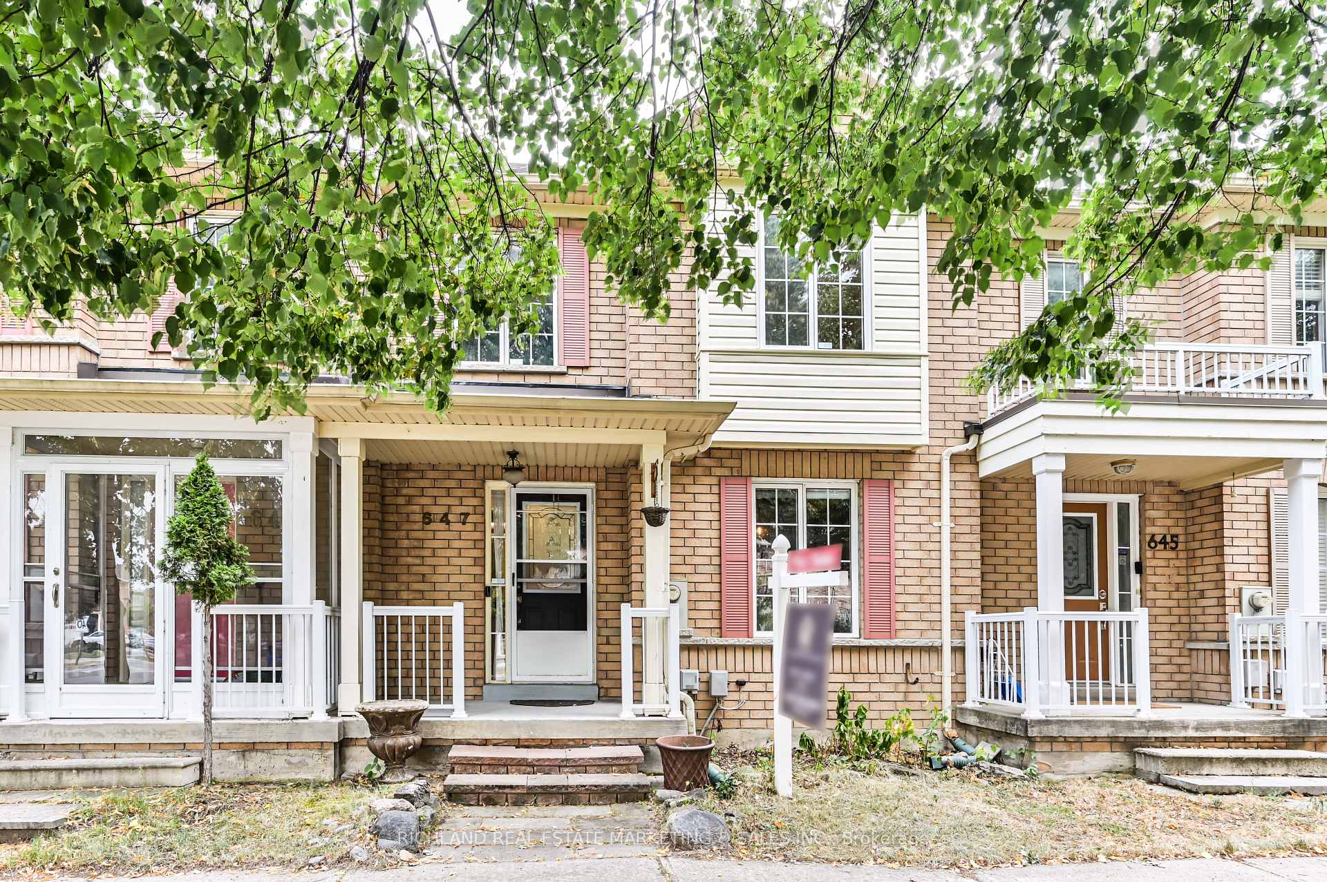 Front of 647 South Unionville Avenue