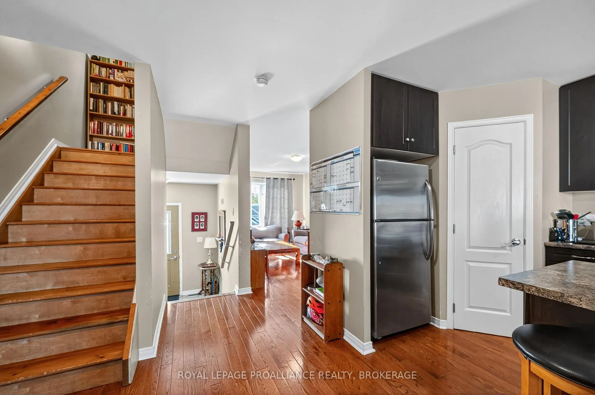 Photo 7 of 23 Charles Street, Kingston, East of Sir John A. Blvd — HOMEH