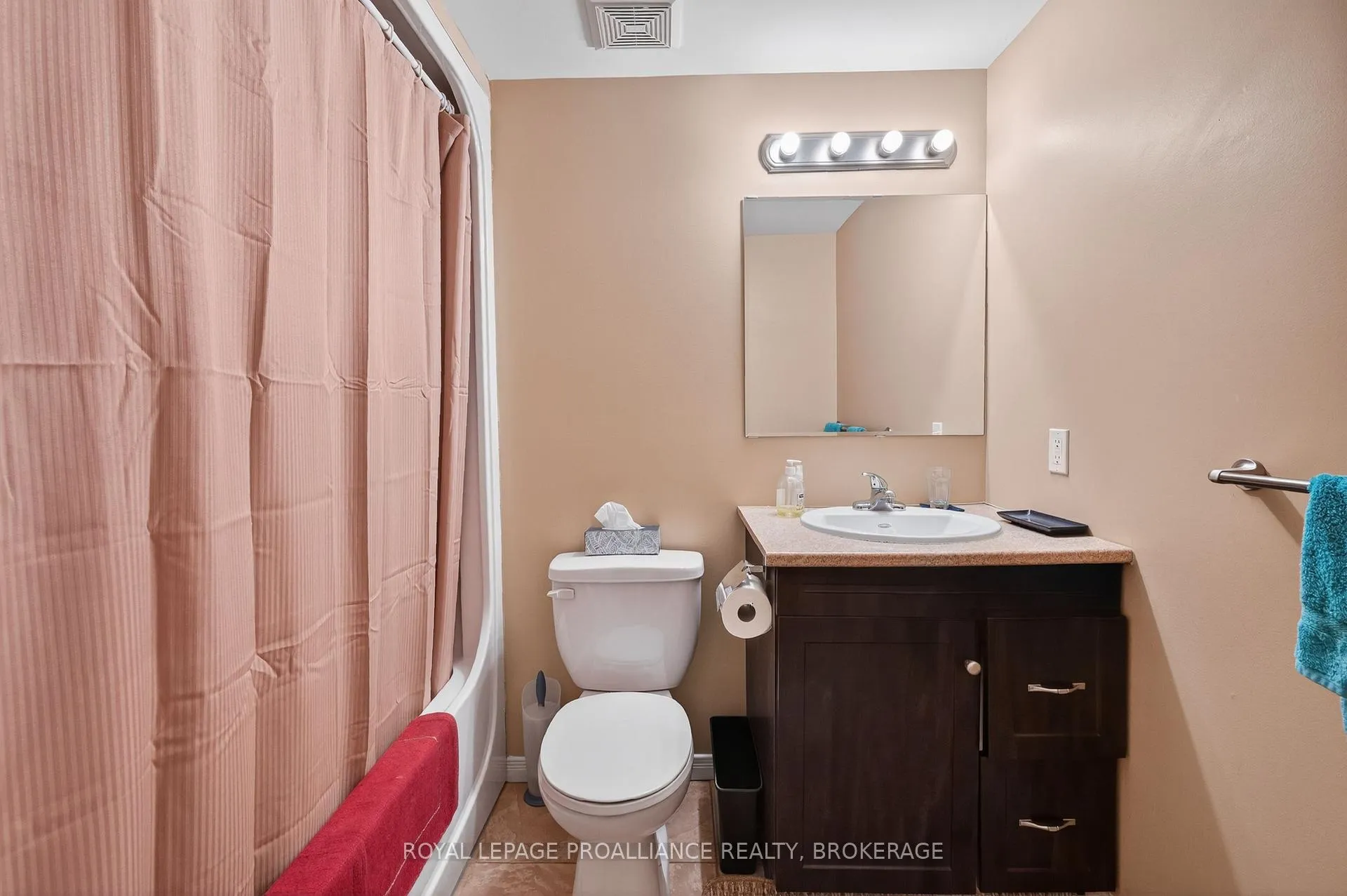 Photo 28 of 23 Charles Street, Kingston, East of Sir John A. Blvd — HOMEH