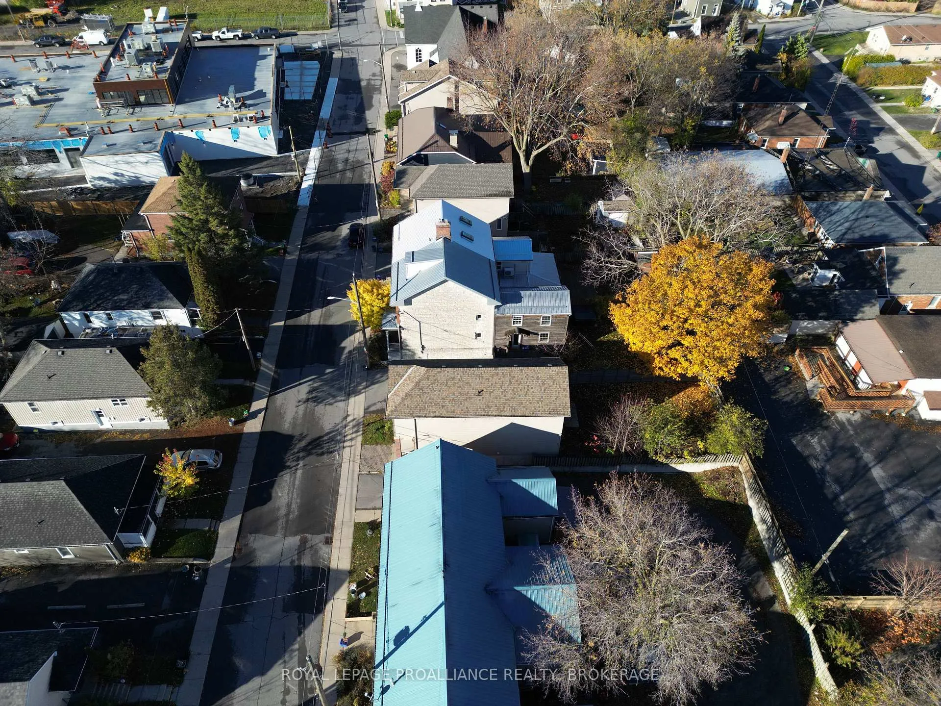 Photo 34 of 23 Charles Street, Kingston, East of Sir John A. Blvd — HOMEH