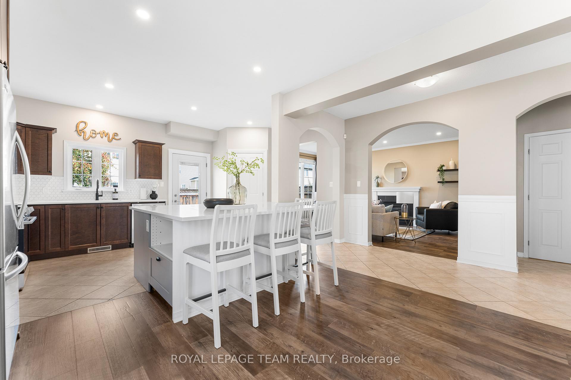 Photo 9 of 213 Pendra Way, Ottawa, Kanata - Morgan's Grant/South March — HOMEH