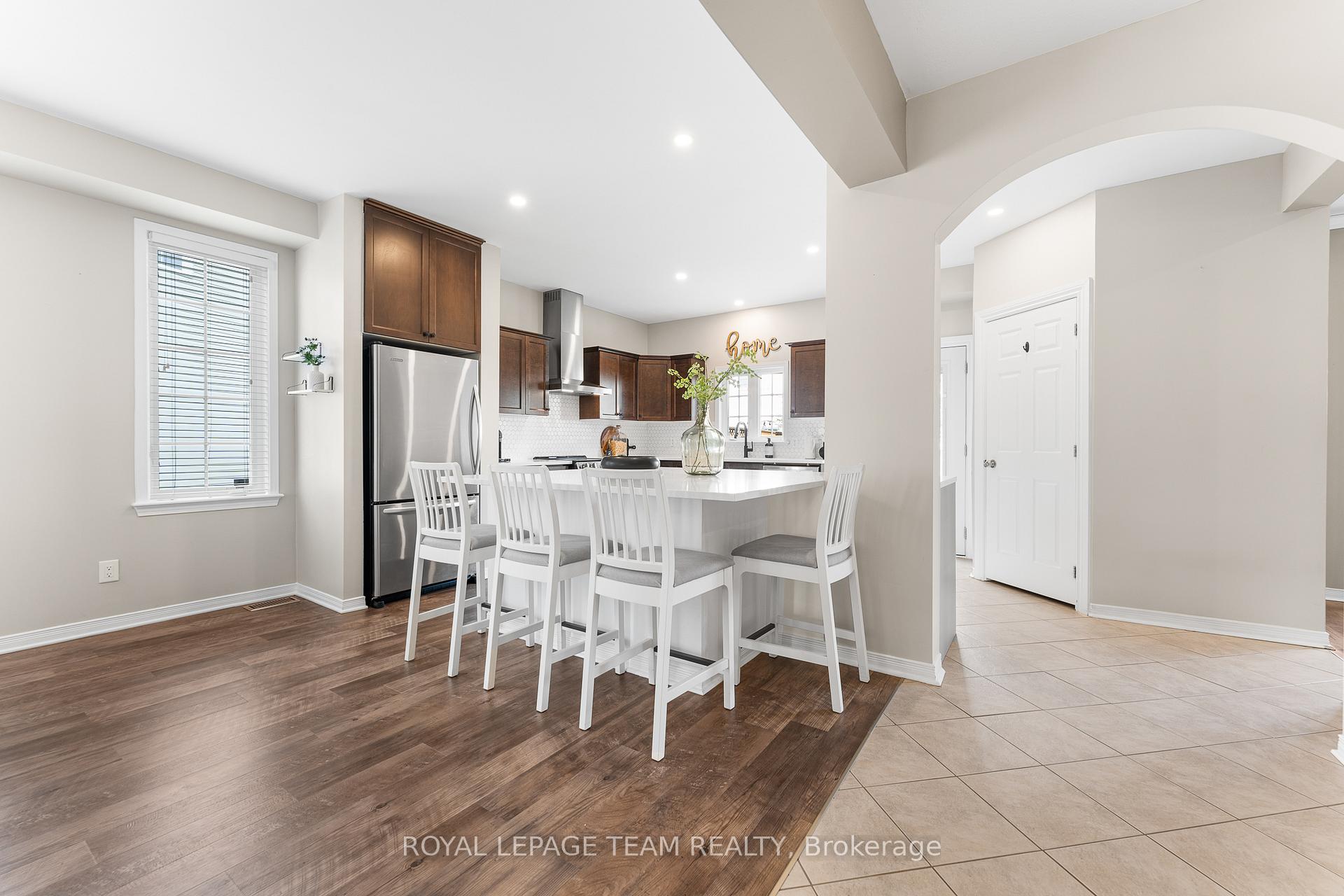 Photo 10 of 213 Pendra Way, Ottawa, Kanata - Morgan's Grant/South March — HOMEH
