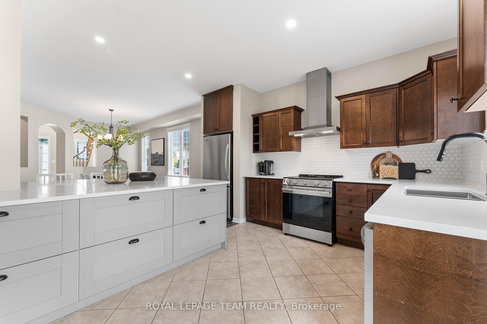 Photo 12 of 213 Pendra Way, Ottawa, Kanata - Morgan's Grant/South March — HOMEH
