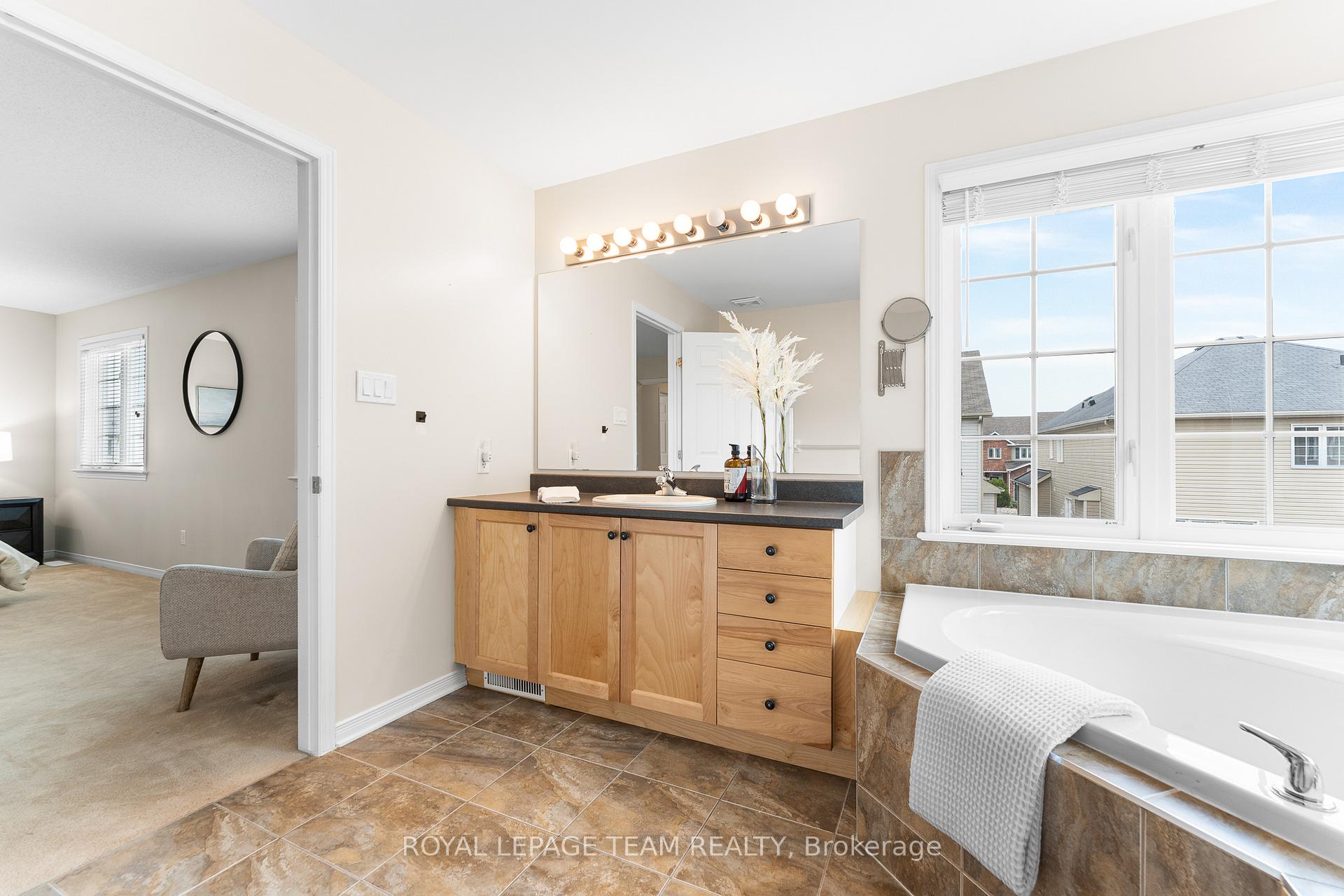 Photo 26 of 213 Pendra Way, Ottawa, Kanata - Morgan's Grant/South March — HOMEH
