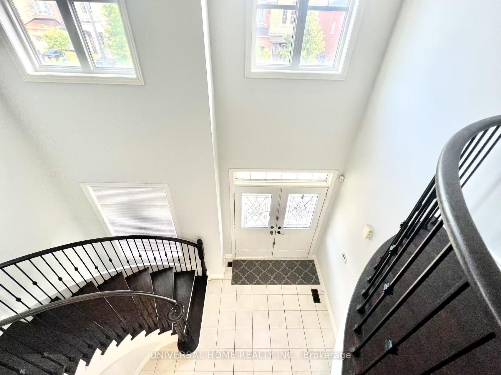 Photo 4 of 88 Hua Du Avenue, Markham, Berczy — HOMEH