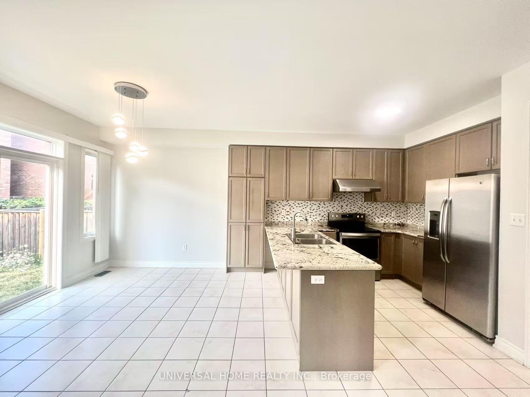 Photo 6 of 88 Hua Du Avenue, Markham, Berczy — HOMEH