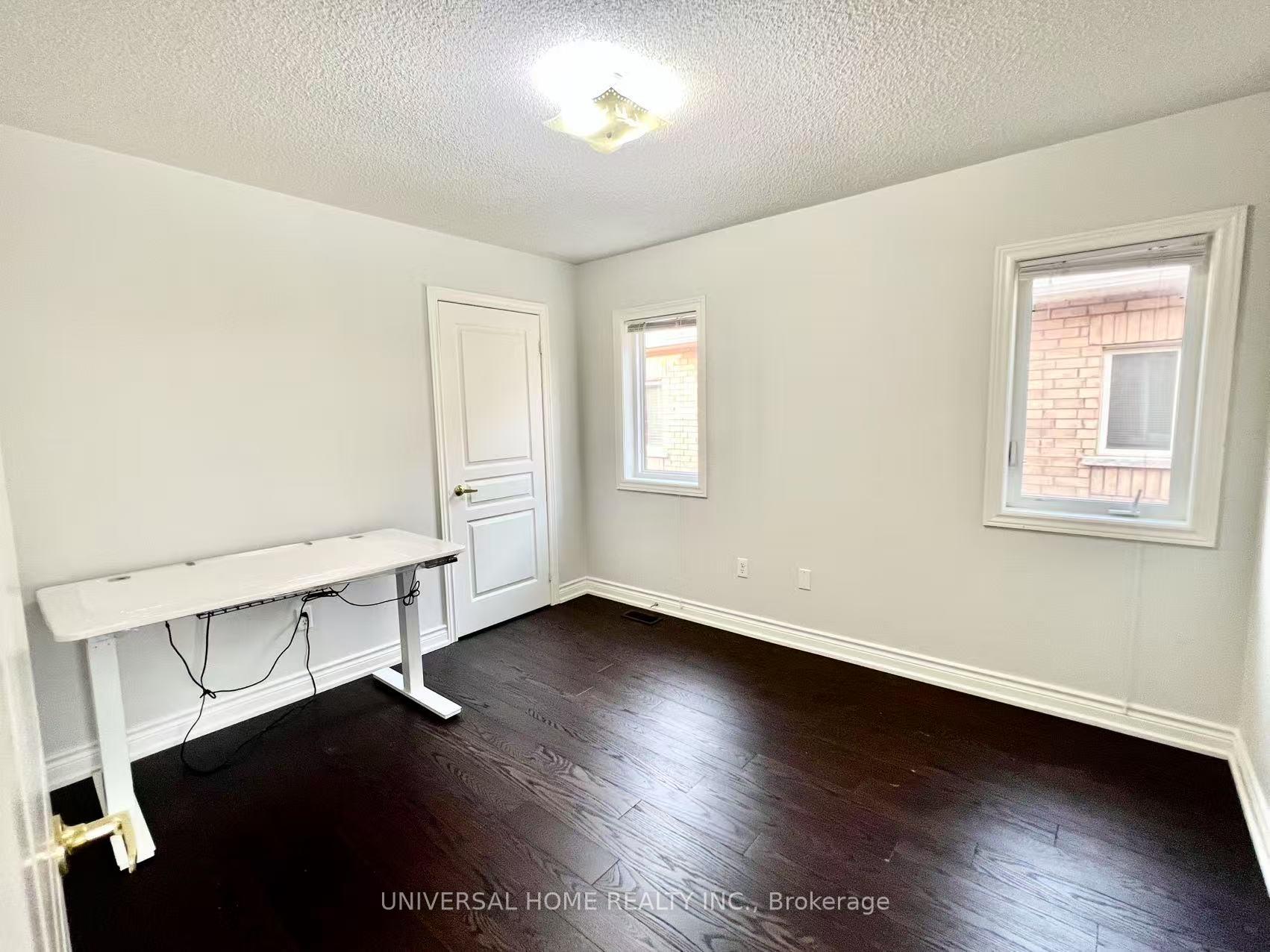 Photo 11 of 88 Hua Du Avenue, Markham, Berczy — HOMEH