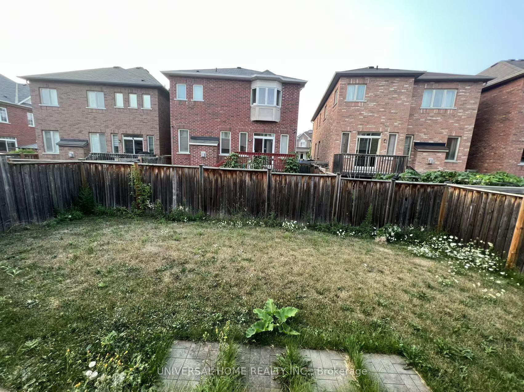 Photo 16 of 88 Hua Du Avenue, Markham, Berczy — HOMEH