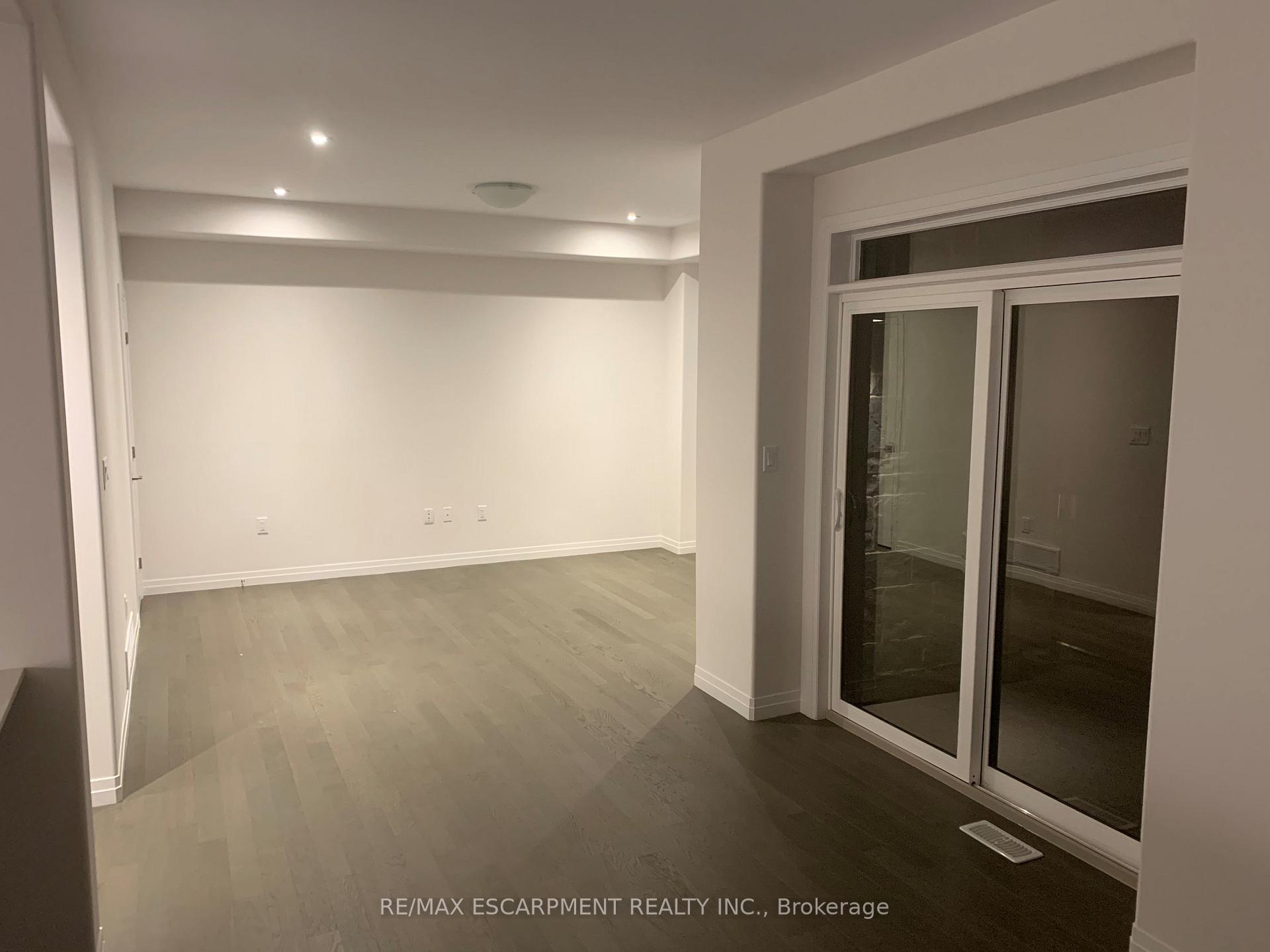 Photo 6 of Unit 115, 30 Times Square Boulevard, Hamilton, Stoney Creek Mountain — HOMEH