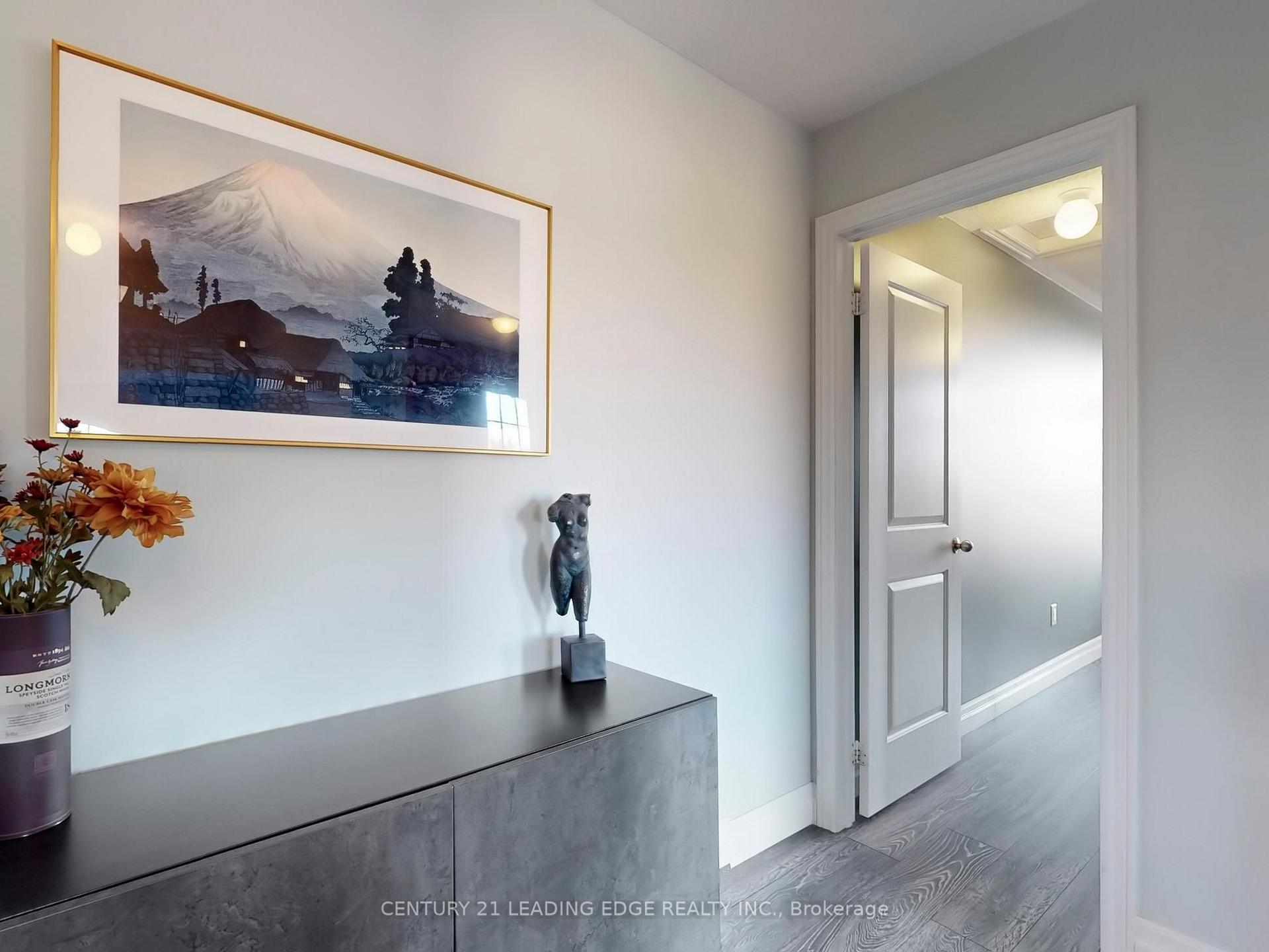 Photo 18 of 11 Dundas Way, Markham, Greensborough — HOMEH