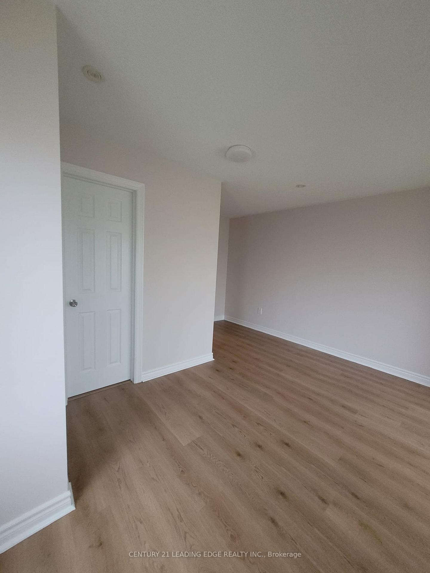 Photo 24 of 11 Dundas Way, Markham, Greensborough — HOMEH