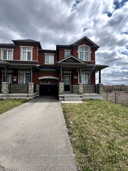 Photo 2 of 85 Riverwalk Drive N, Hamilton, Waterdown — HOMEH