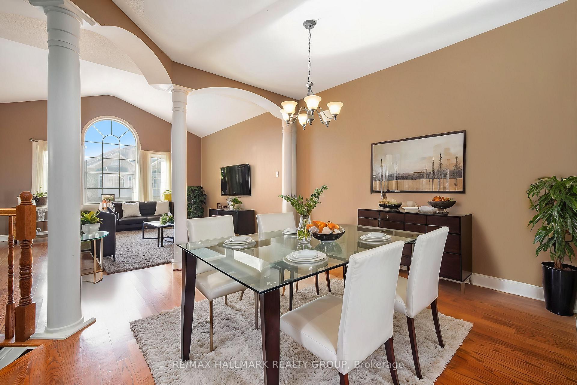 Photo 8 of 24 Castle Glen Crescent, Ottawa, Kanata - Glencairn/Hazeldean — HOMEH