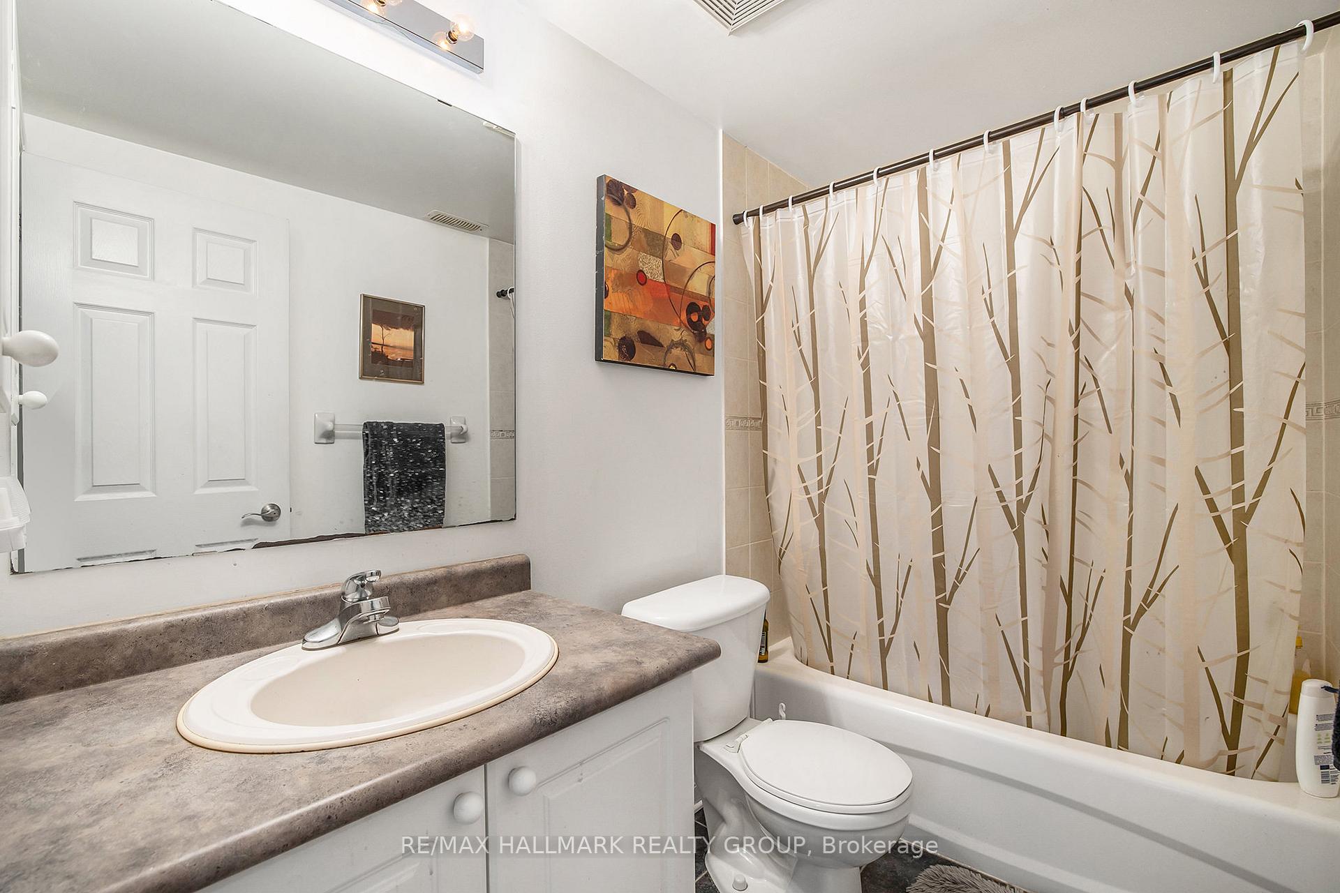 Photo 25 of 24 Castle Glen Crescent, Ottawa, Kanata - Glencairn/Hazeldean — HOMEH