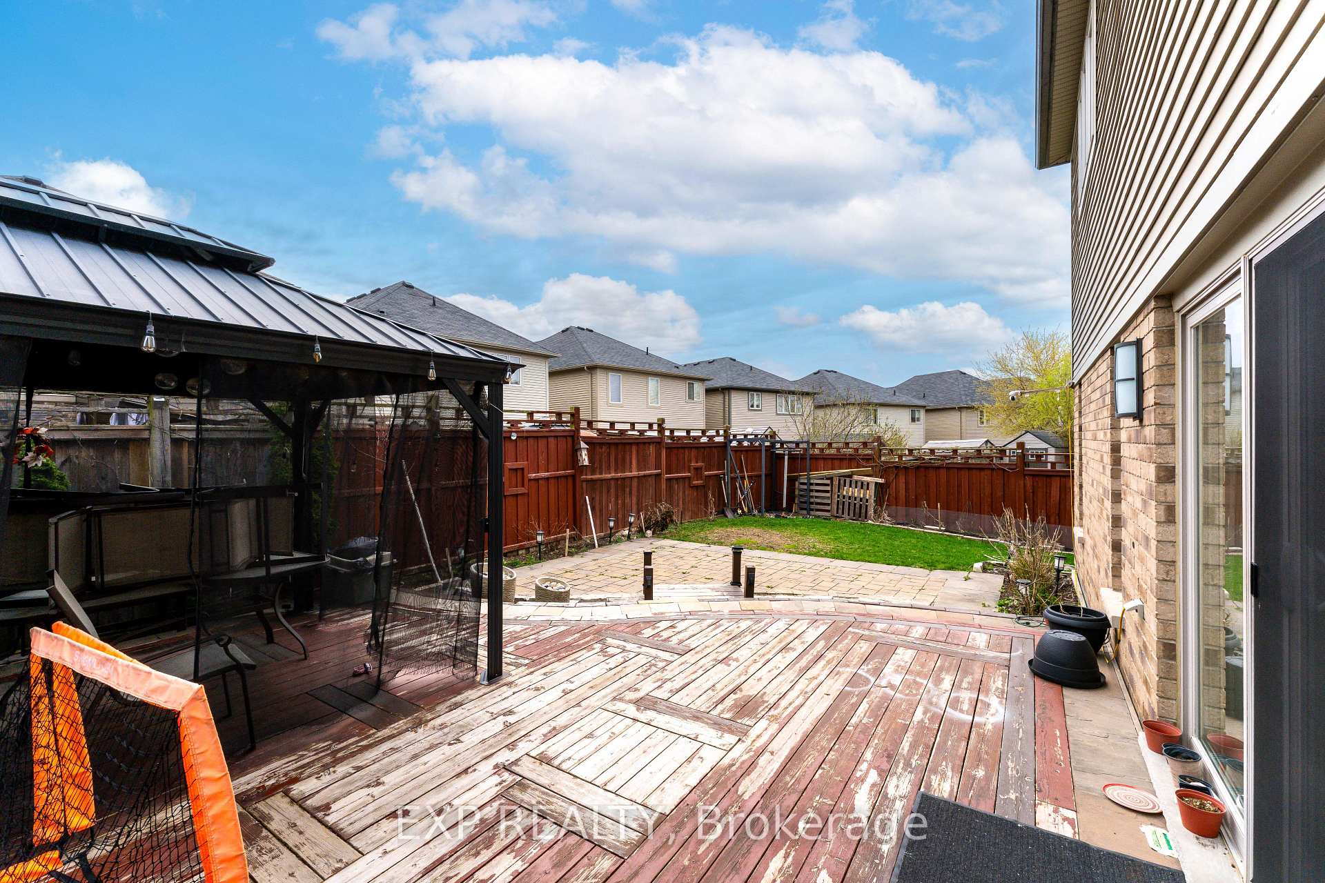 Photo 11 of 34 Adencliffe Street, Kitchener — HOMEH