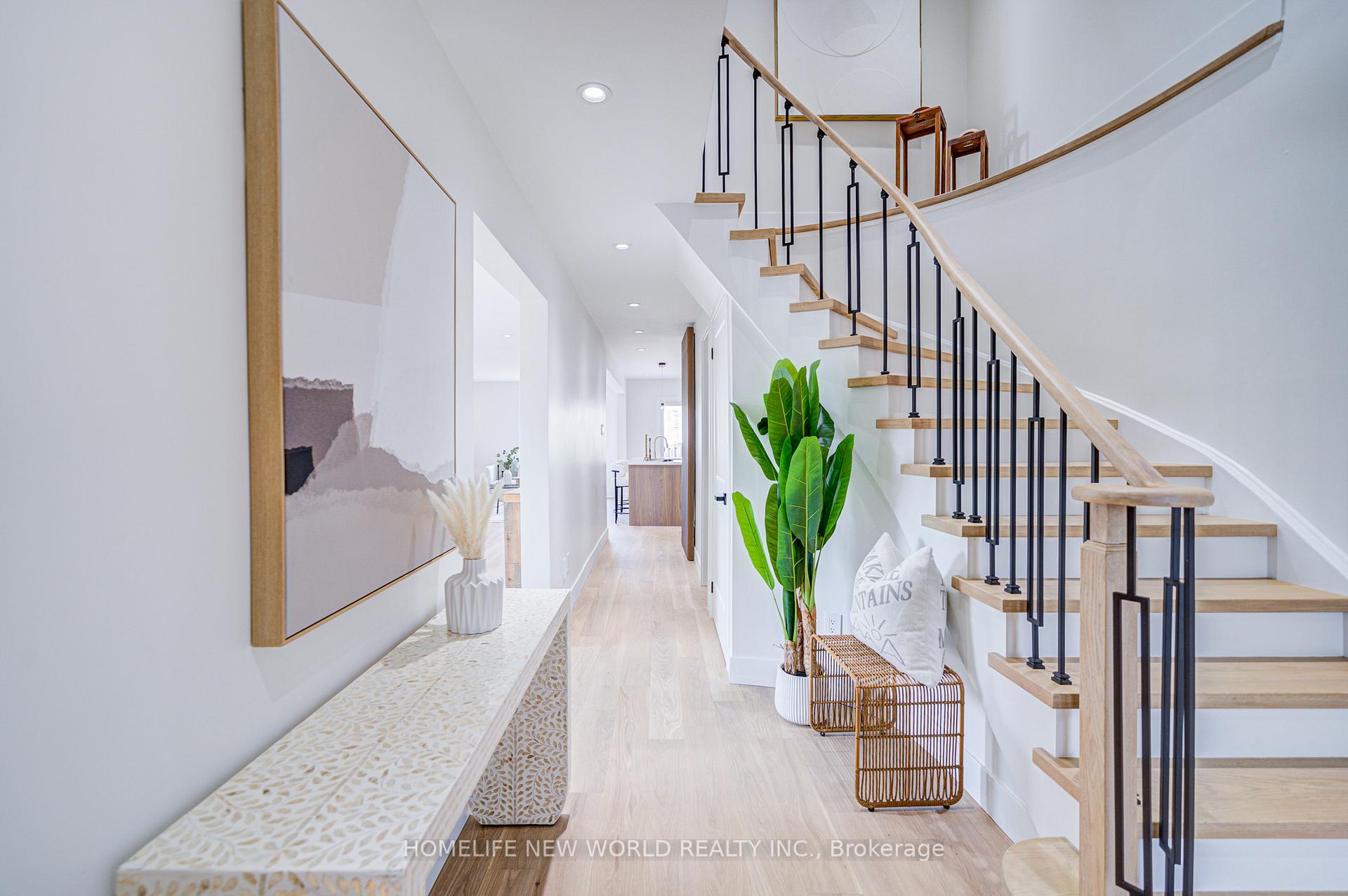 Photo 8 of 34 Page Crescent, Markham, Milliken Mills East — HOMEH