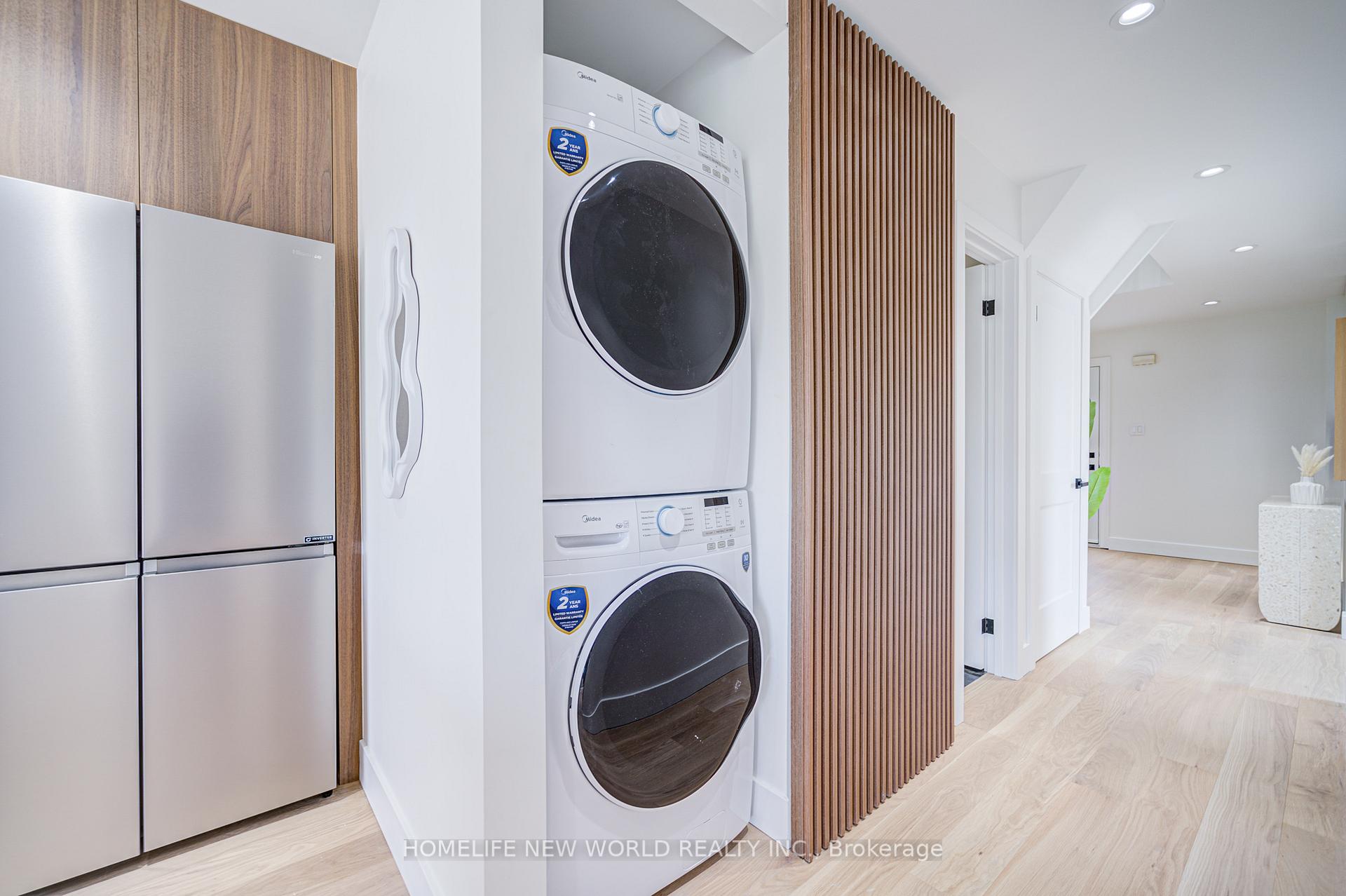 Photo 21 of 34 Page Crescent, Markham, Milliken Mills East — HOMEH