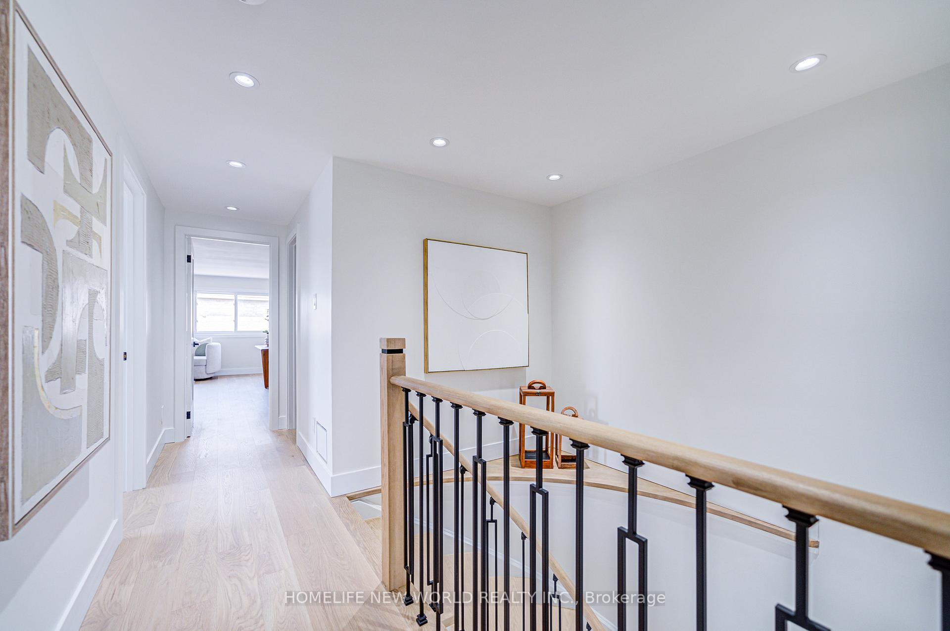 Photo 23 of 34 Page Crescent, Markham, Milliken Mills East — HOMEH