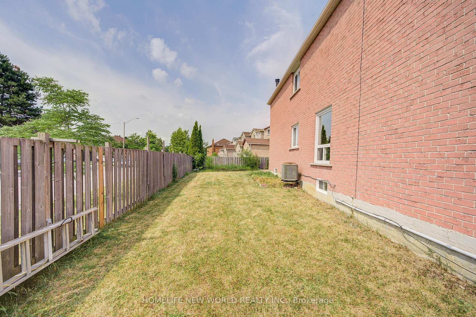 Photo 48 of 34 Page Crescent, Markham, Milliken Mills East — HOMEH