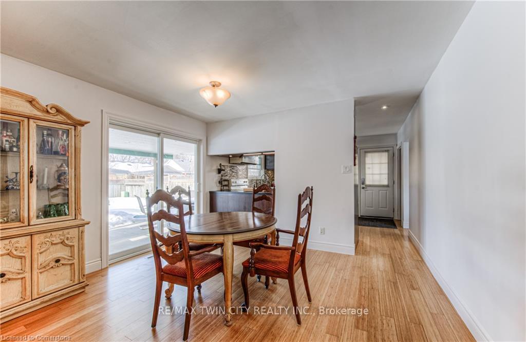 Photo 4 of 74 Chelsea Road, Kitchener — HOMEH