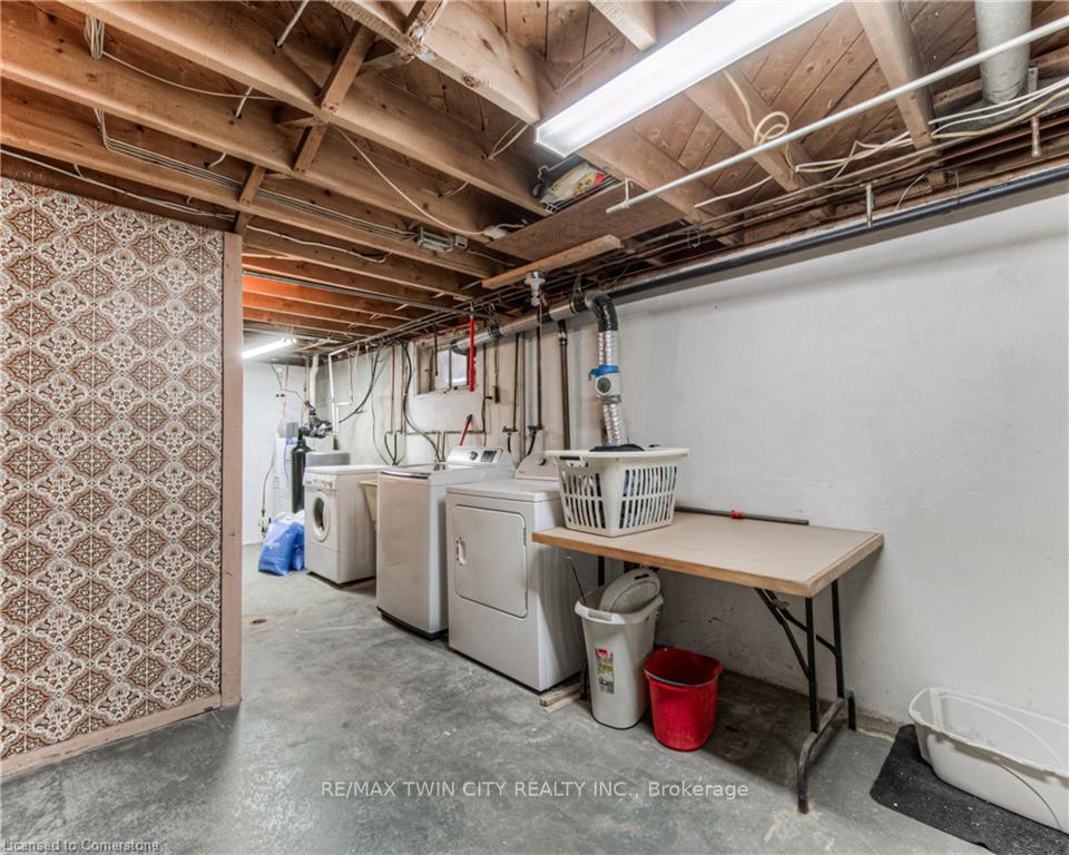 Photo 9 of 74 Chelsea Road, Kitchener — HOMEH