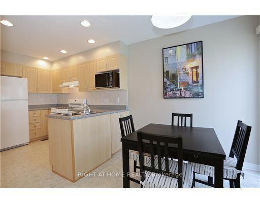 Photo 11 of 162 Gray Crescent, Ottawa, Kanata - Beaverbrook — HOMEH