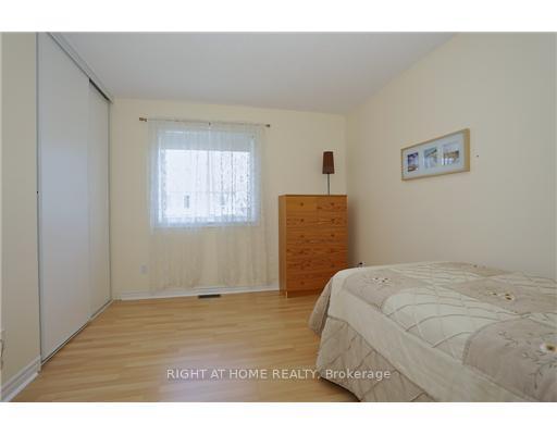 Photo 21 of 162 Gray Crescent, Ottawa, Kanata - Beaverbrook — HOMEH