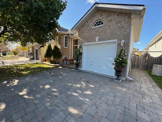 Photo 4 of 1453 Birchwood Drive, Kingston, City Northwest — HOMEH