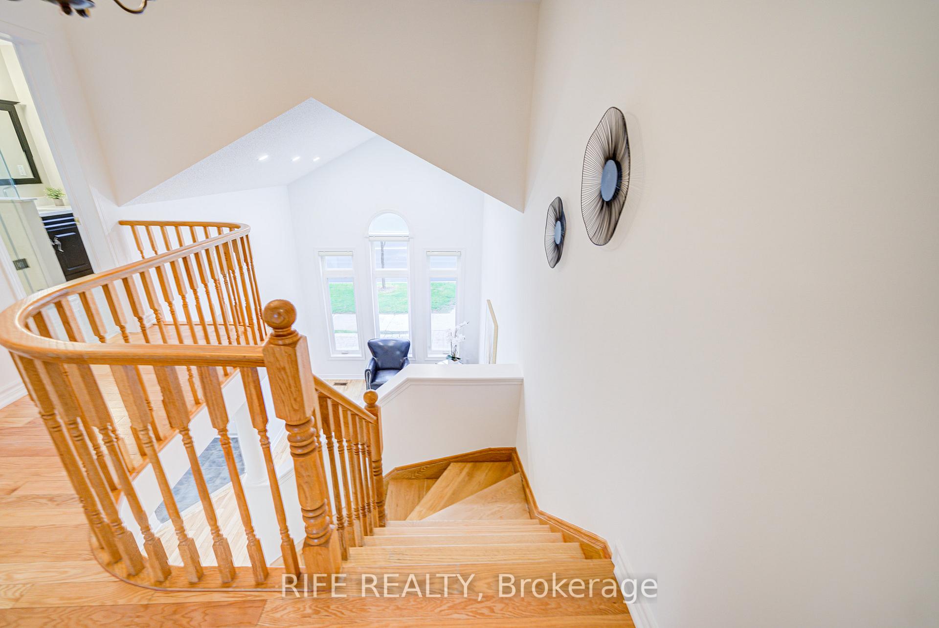 Photo 24 of 613 William Berczy Boulevard, Markham, Berczy — HOMEH