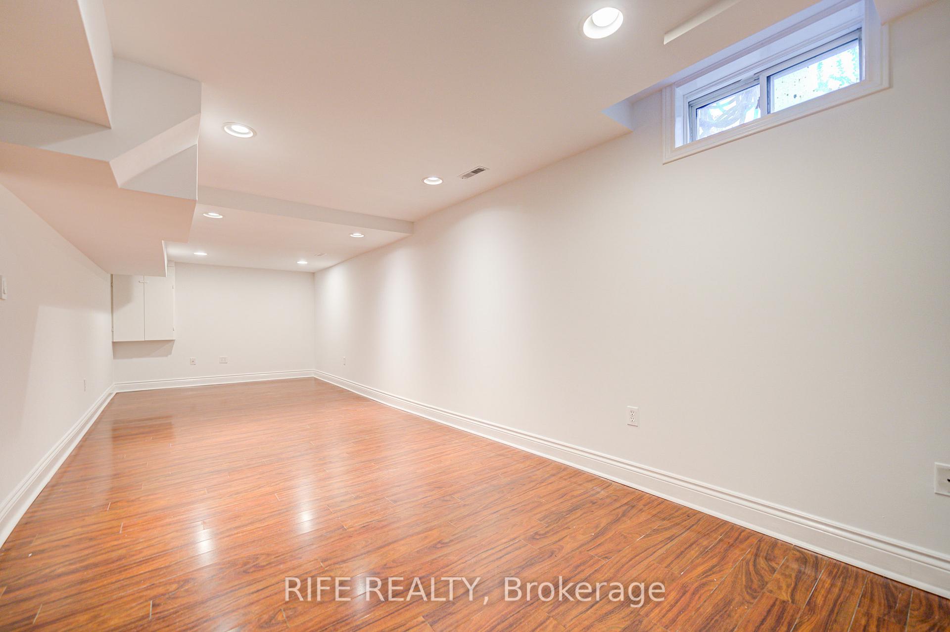 Photo 39 of 613 William Berczy Boulevard, Markham, Berczy — HOMEH