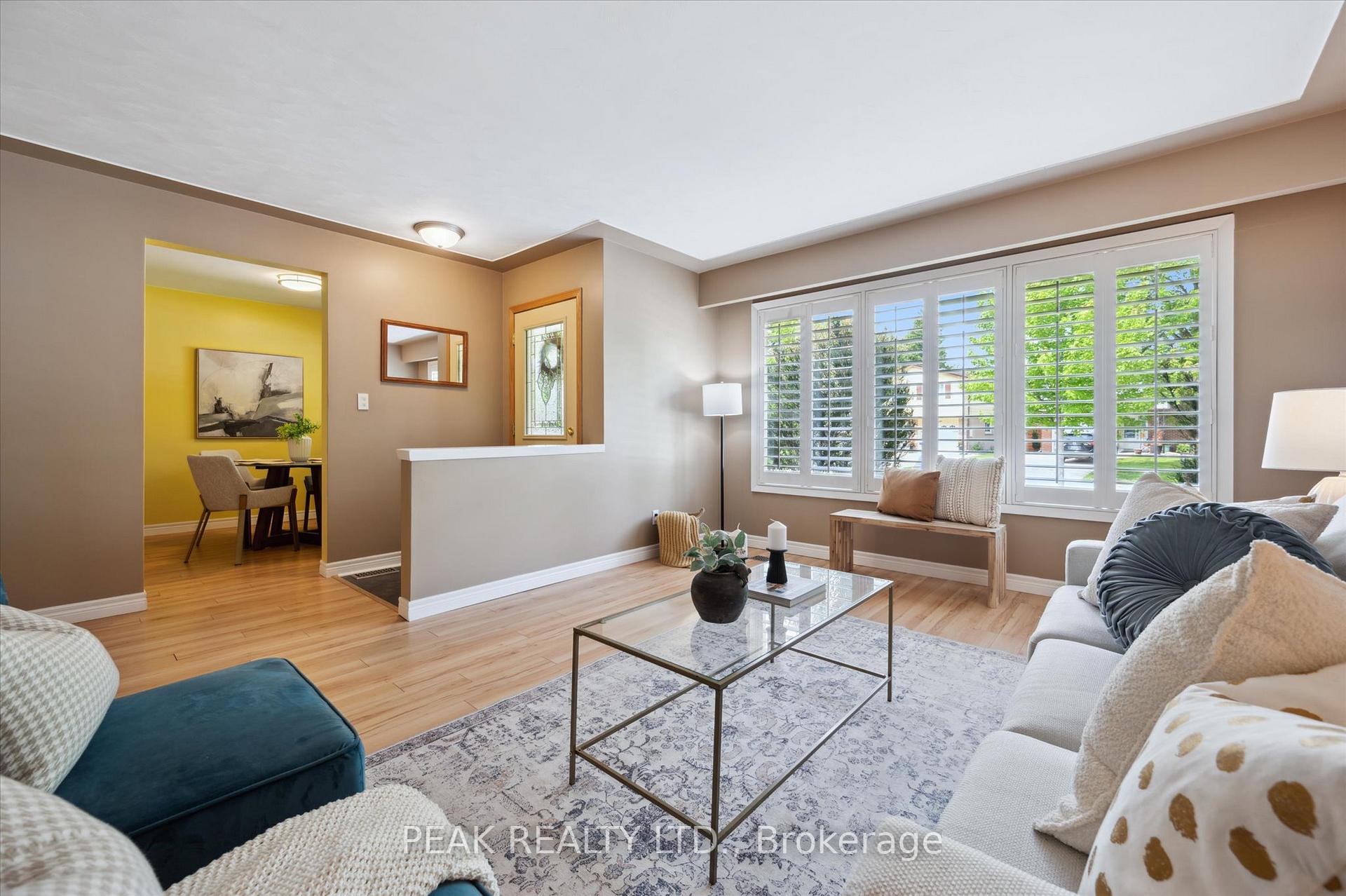 Photo 8 of 31 Dreger Avenue, Kitchener — HOMEH