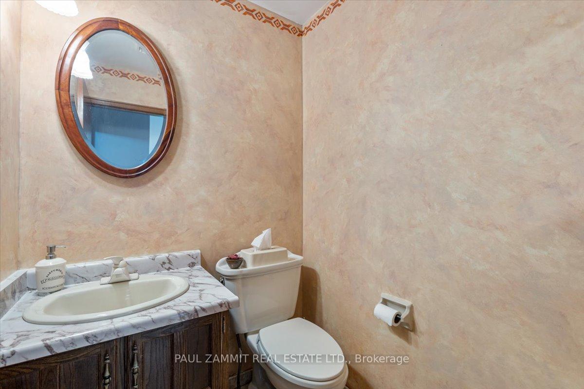 Photo 12 of 63 Braeburn Drive, Markham, Aileen-Willowbrook — HOMEH