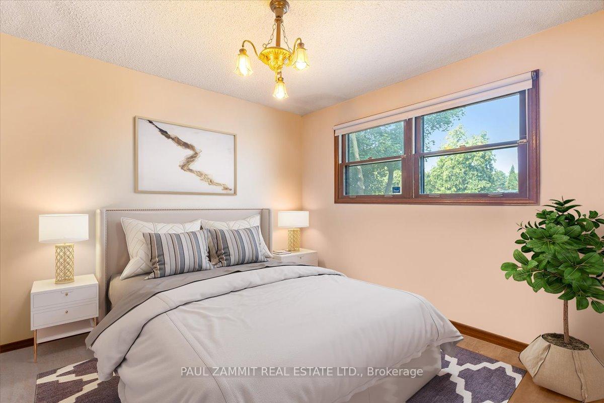 Photo 15 of 63 Braeburn Drive, Markham, Aileen-Willowbrook — HOMEH