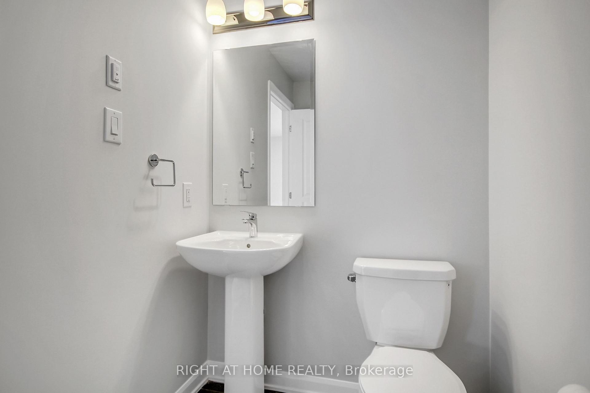 Photo 11 of 1521 Creekway Private, Ottawa, Kanata - Kanata Lakes/Heritage Hills — HOMEH