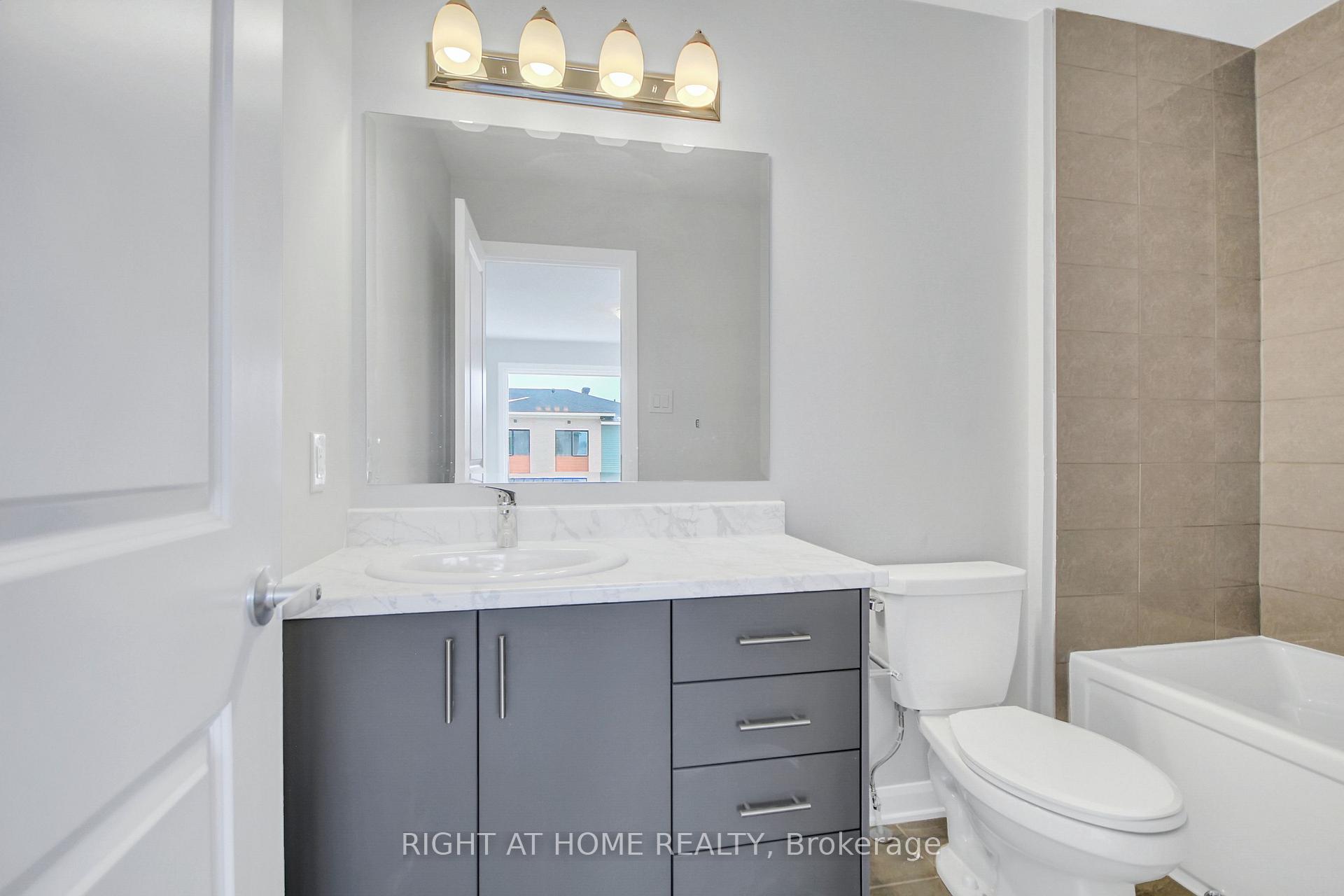 Photo 17 of 1521 Creekway Private, Ottawa, Kanata - Kanata Lakes/Heritage Hills — HOMEH