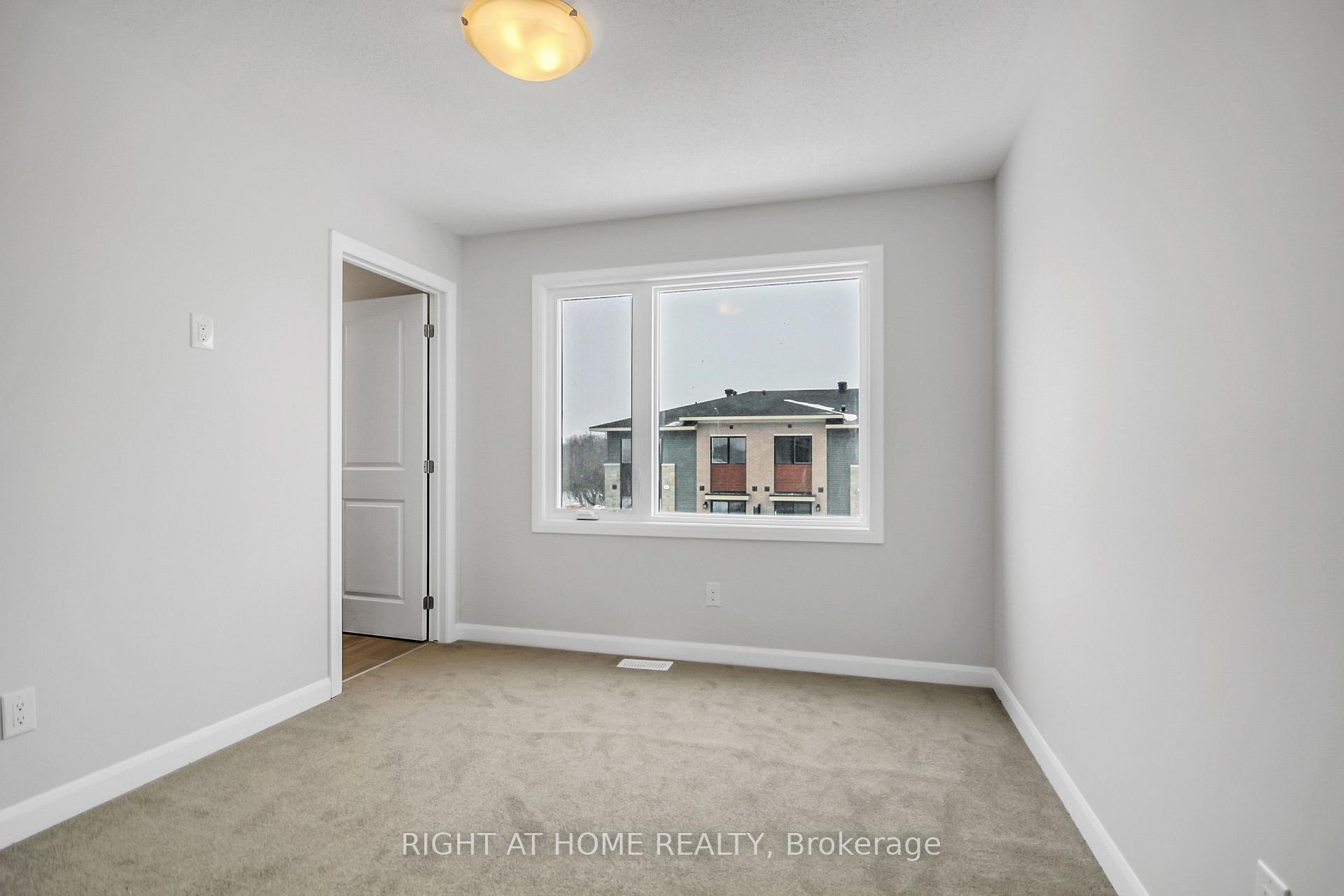 Photo 23 of 1521 Creekway Private, Ottawa, Kanata - Kanata Lakes/Heritage Hills — HOMEH